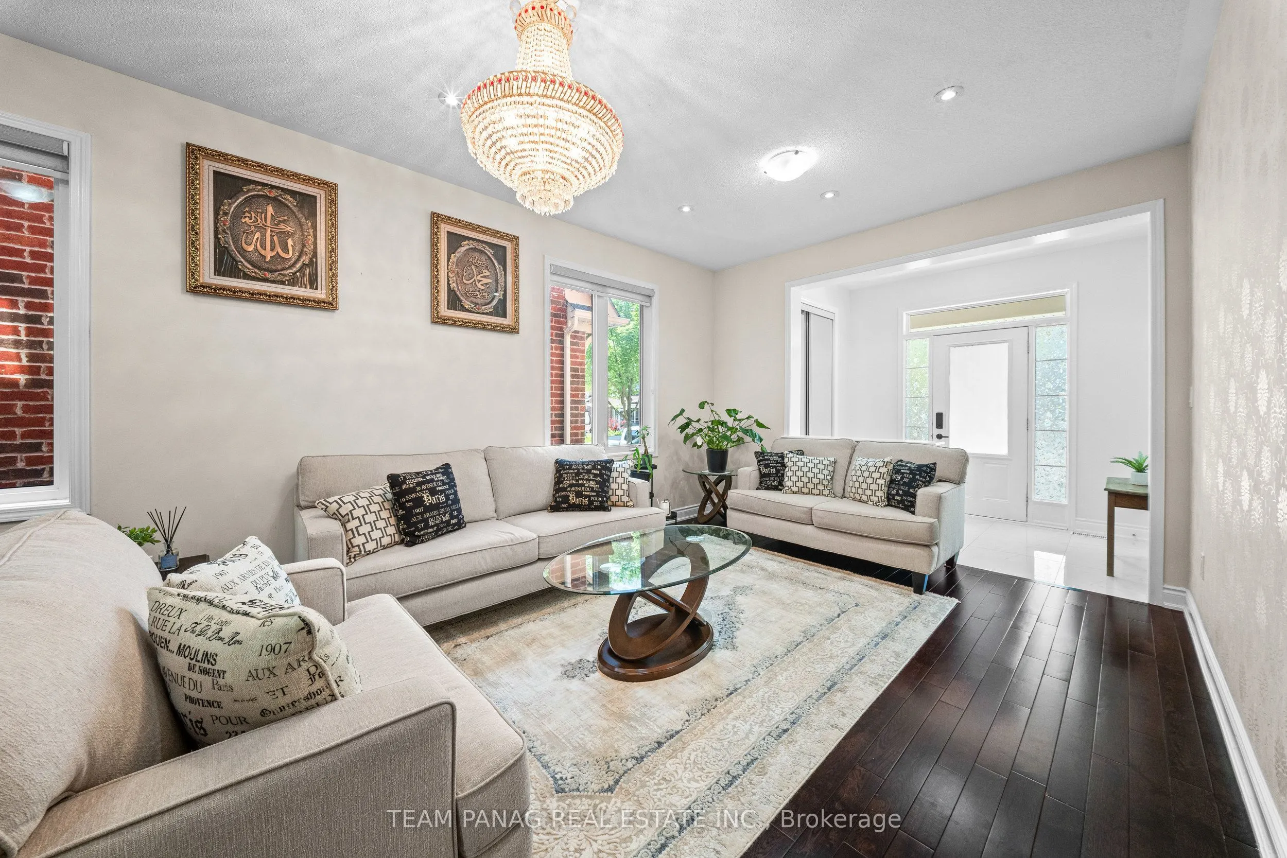 13 Seafair Crescent