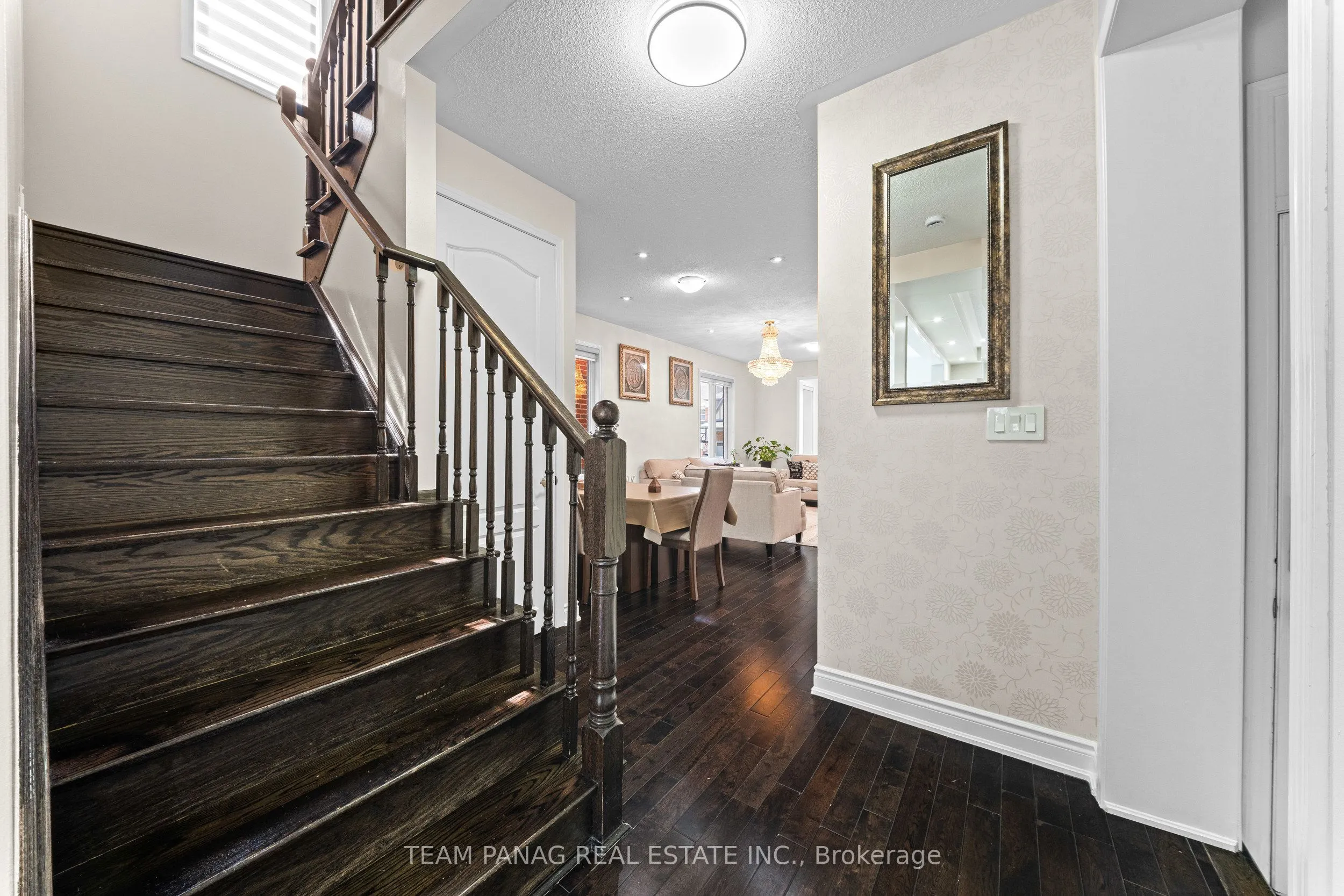 13 Seafair Crescent