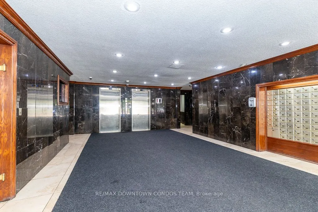 10 Tobermory Drive #1004