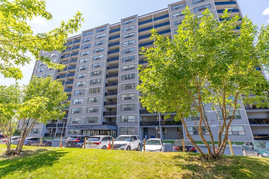 10 Tobermory Drive #1004