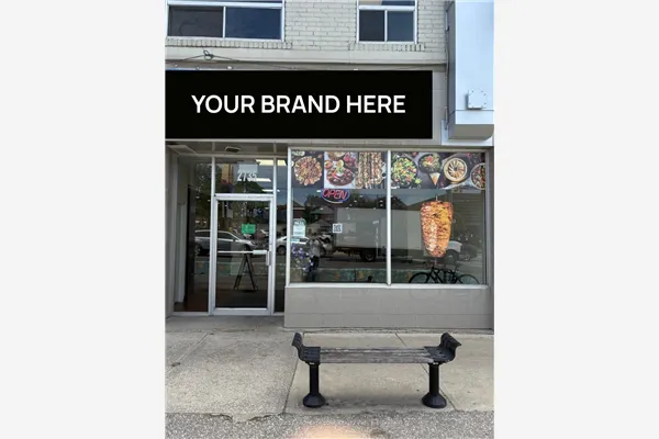 2735 Lakeshore Boulevard W