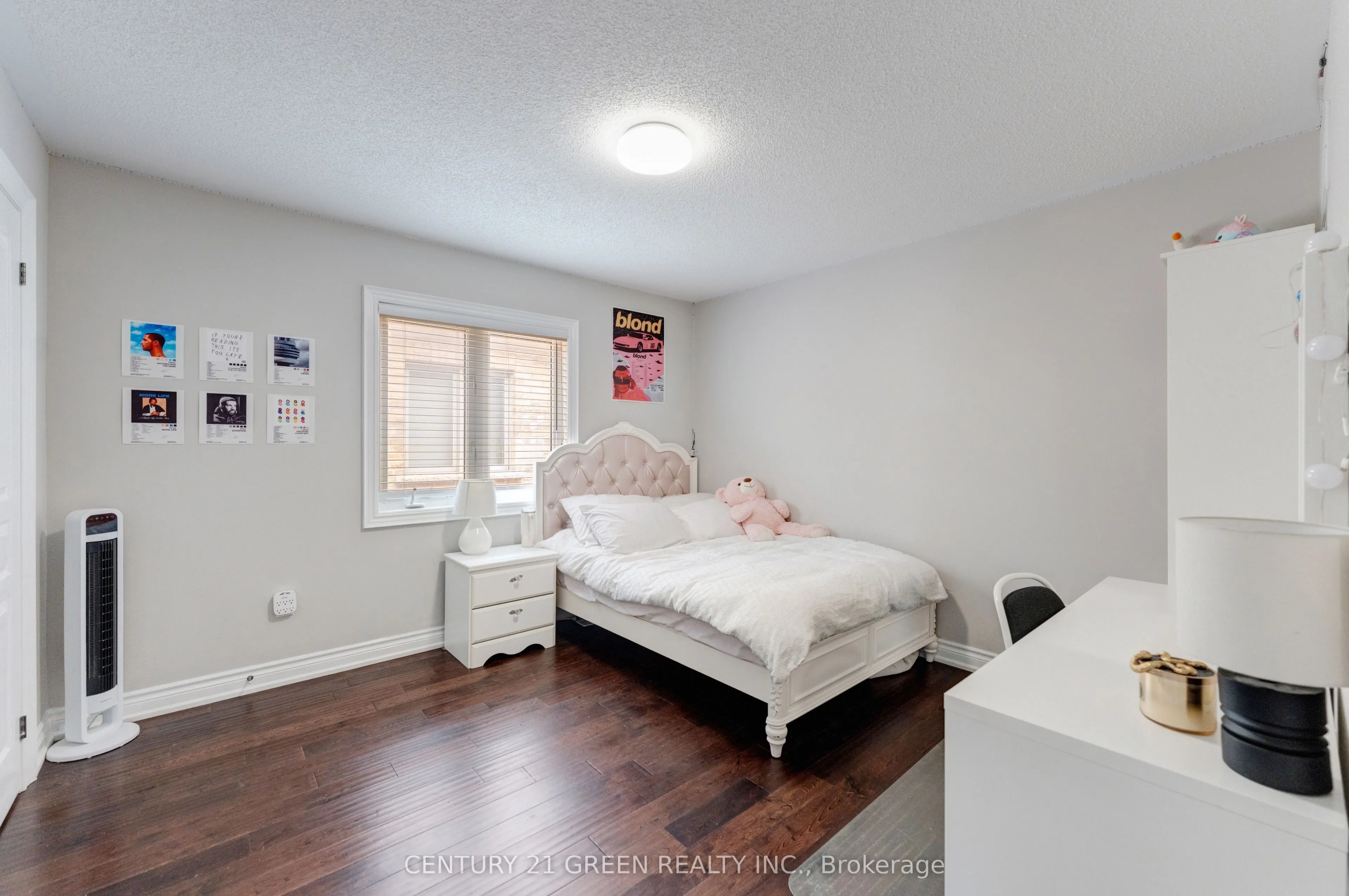 3 Lisson Crescent