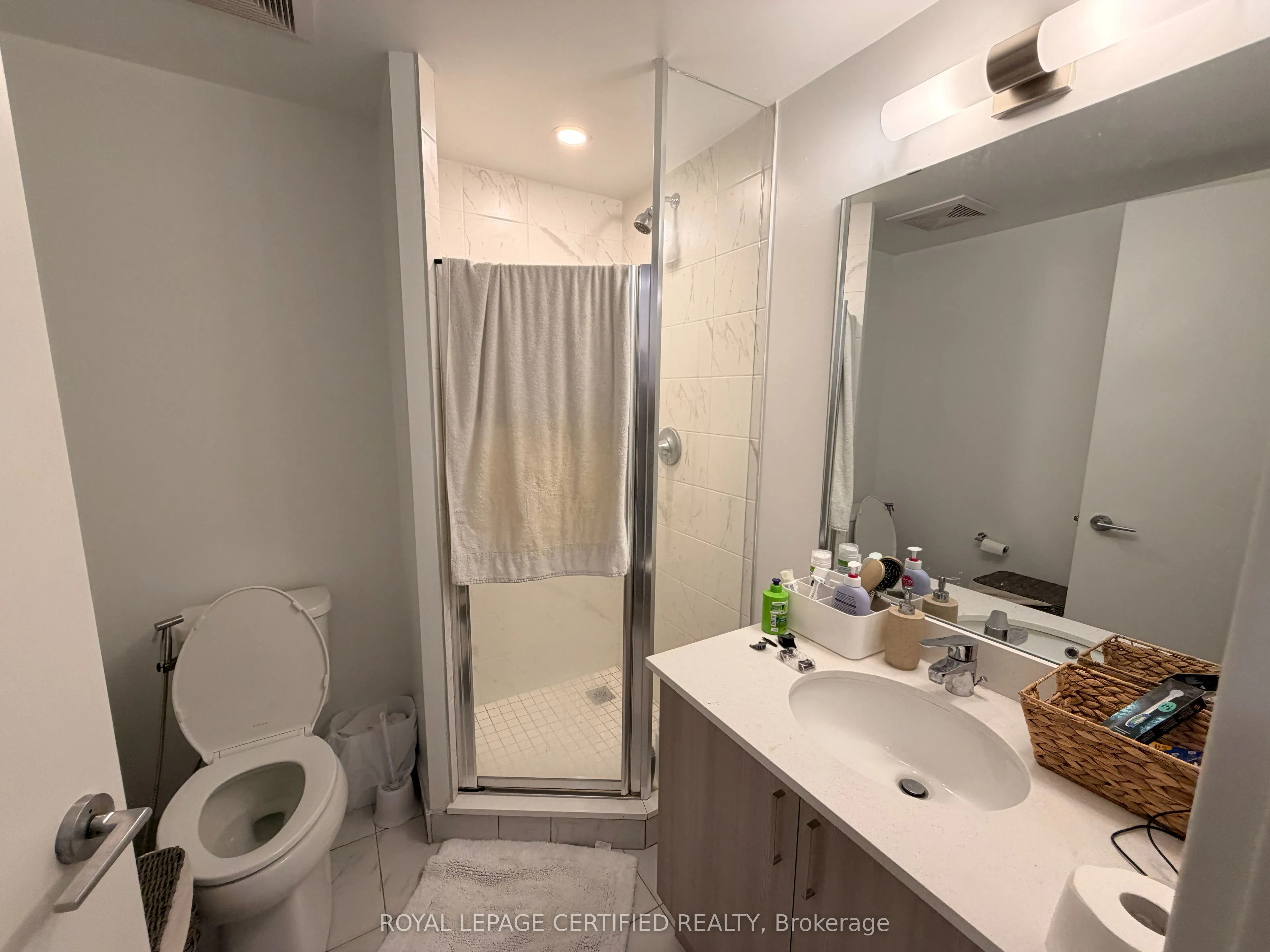 556 Marlee Avenue #405