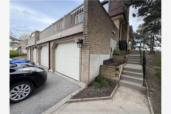 1510 Upper Middle Road