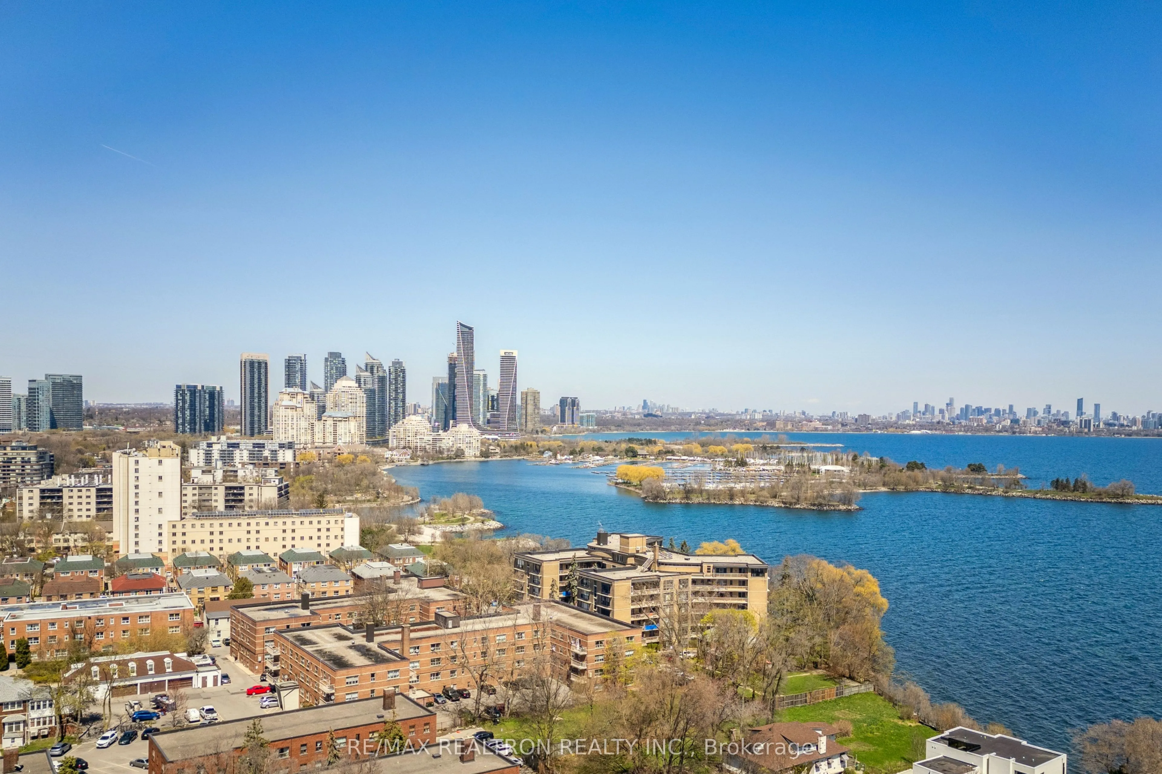 2585 Lake Shore Boulevard W #Lower Level