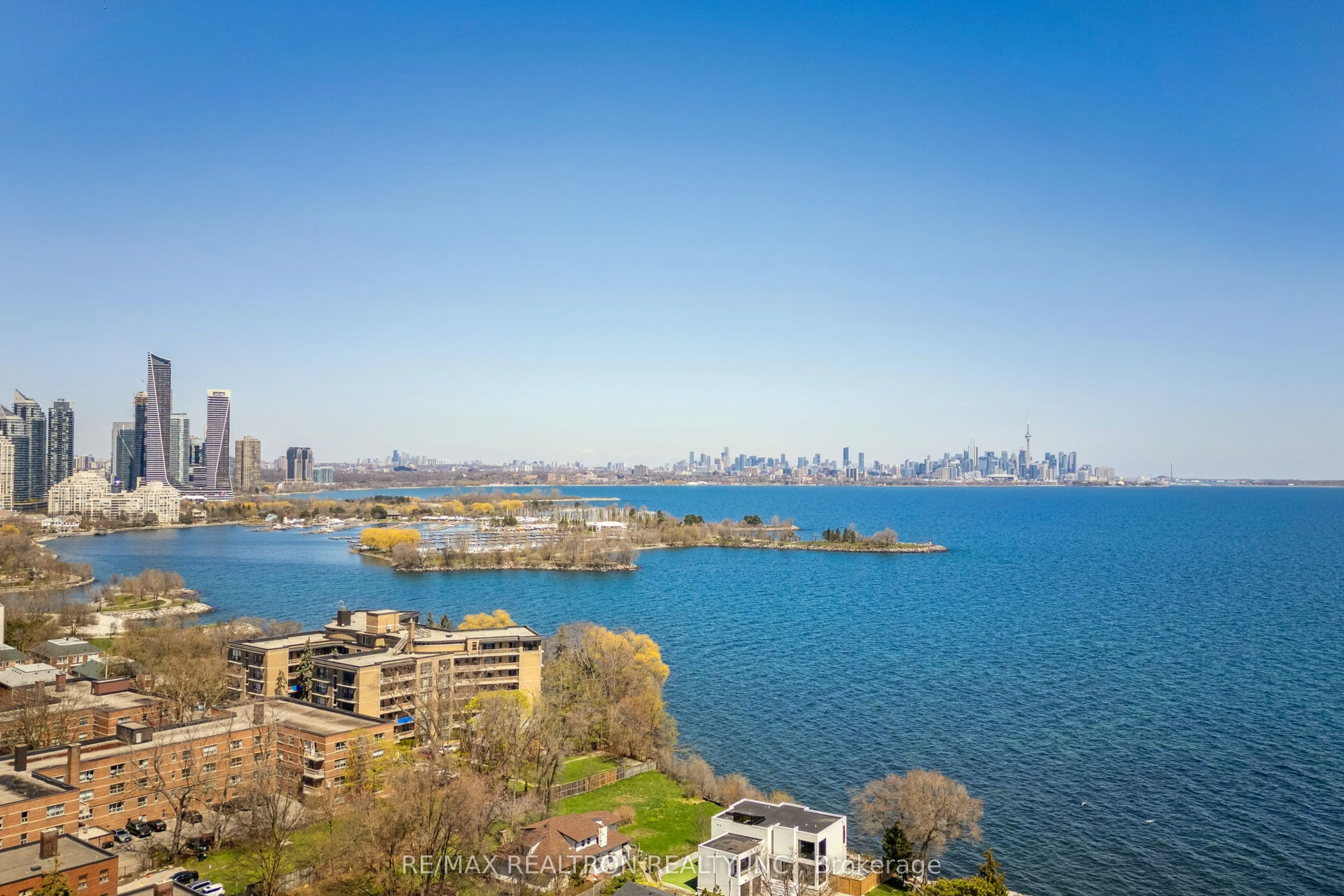 2585 Lake Shore Boulevard W #Lower Level