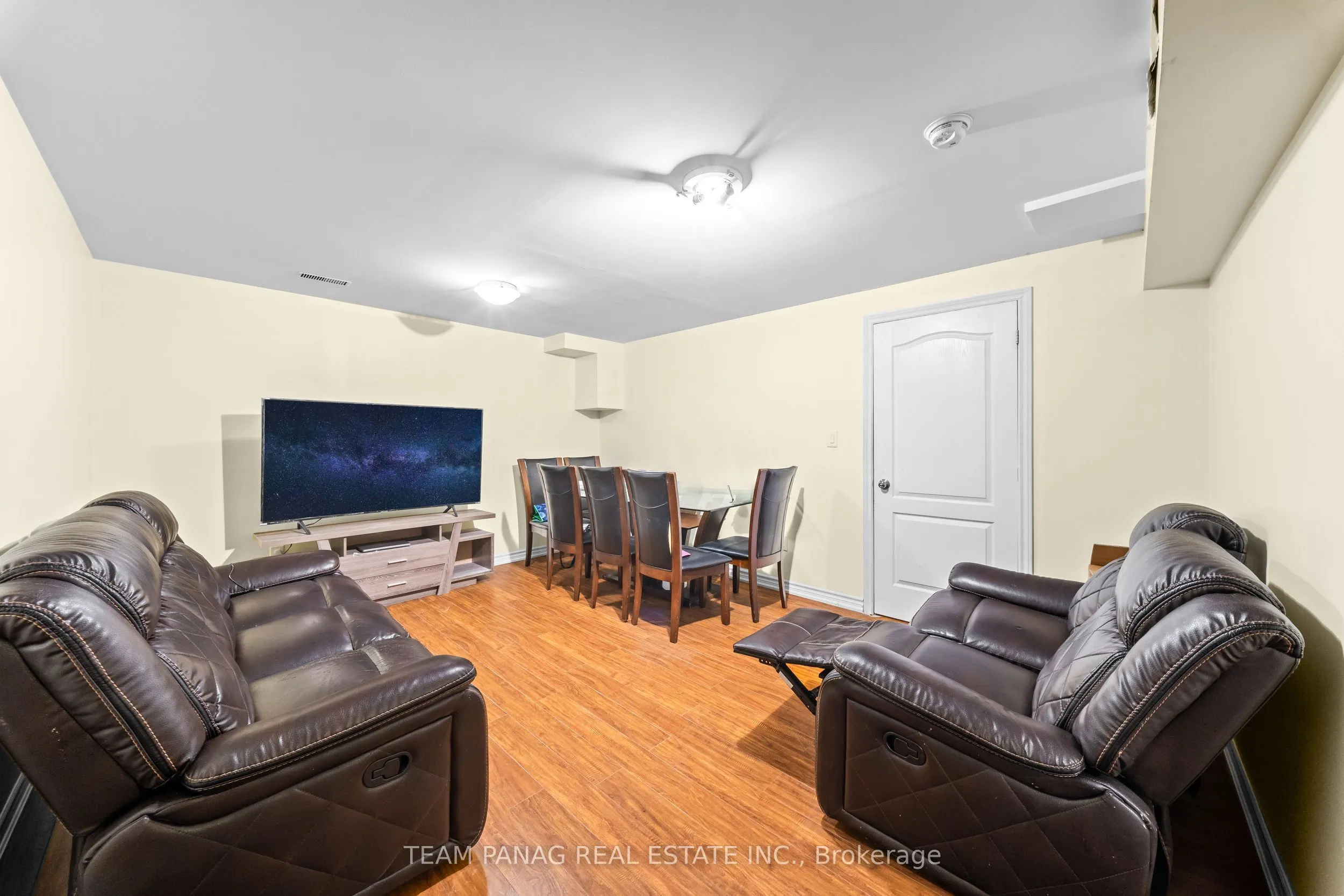 91 Campwood Crescent