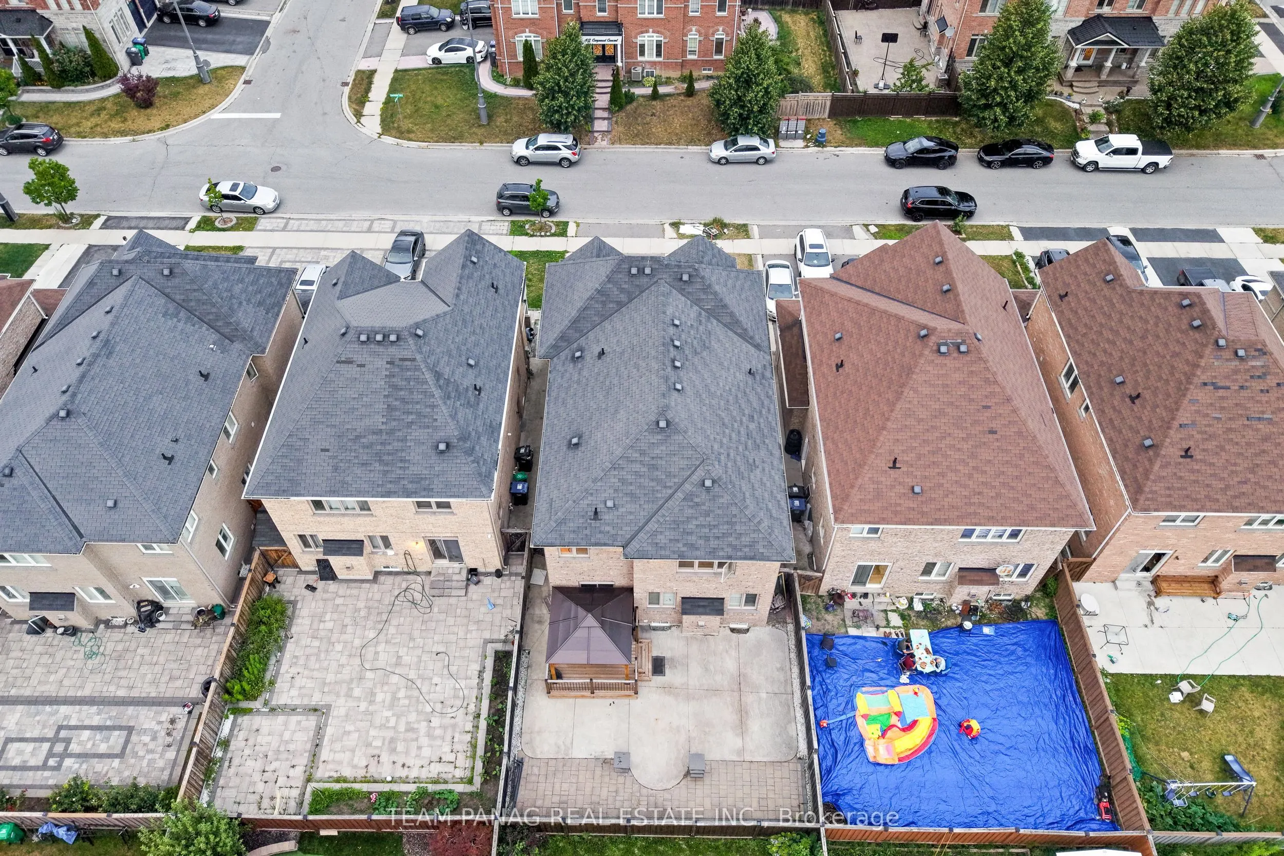 91 Campwood Crescent