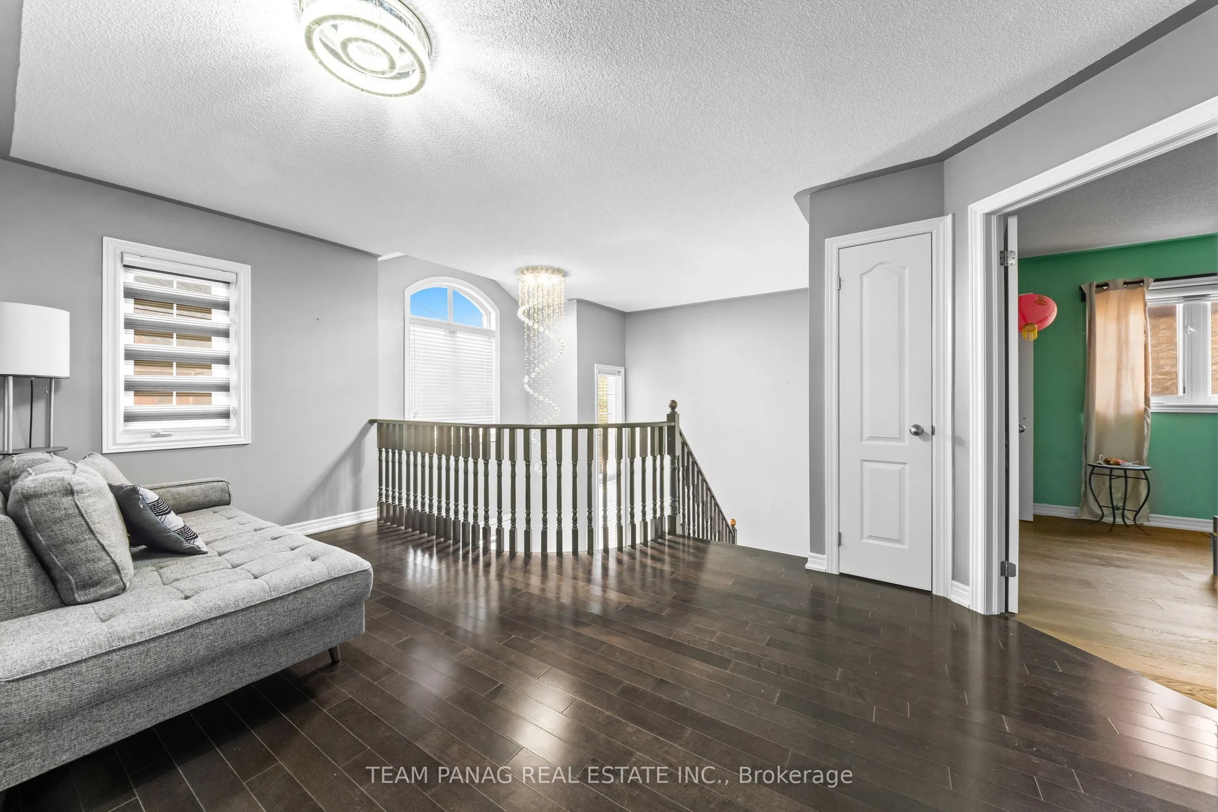 91 Campwood Crescent