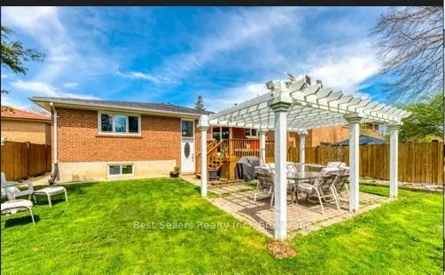 12 Bowshelm Court