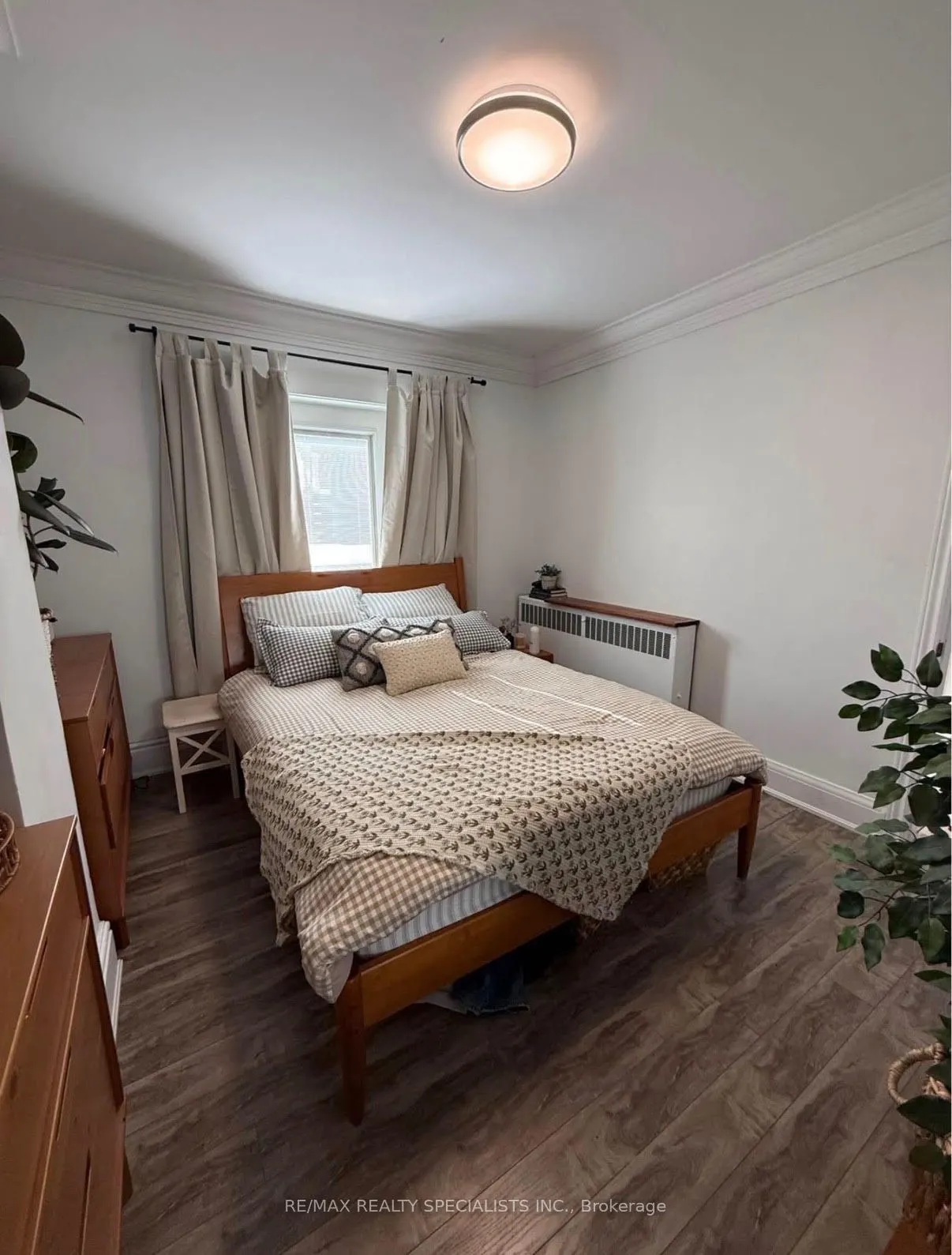 73 Elm Grove Avenue