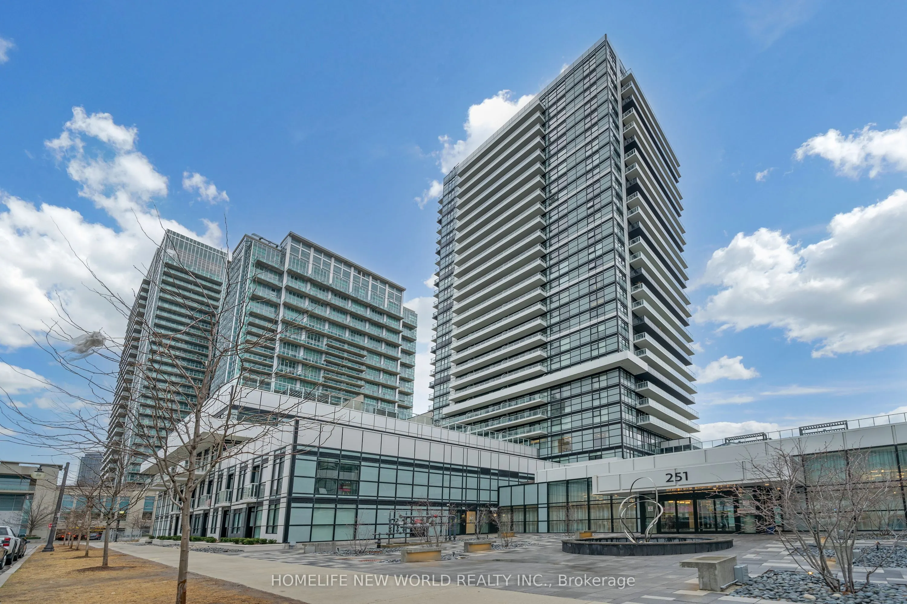 251 Manitoba Street #412