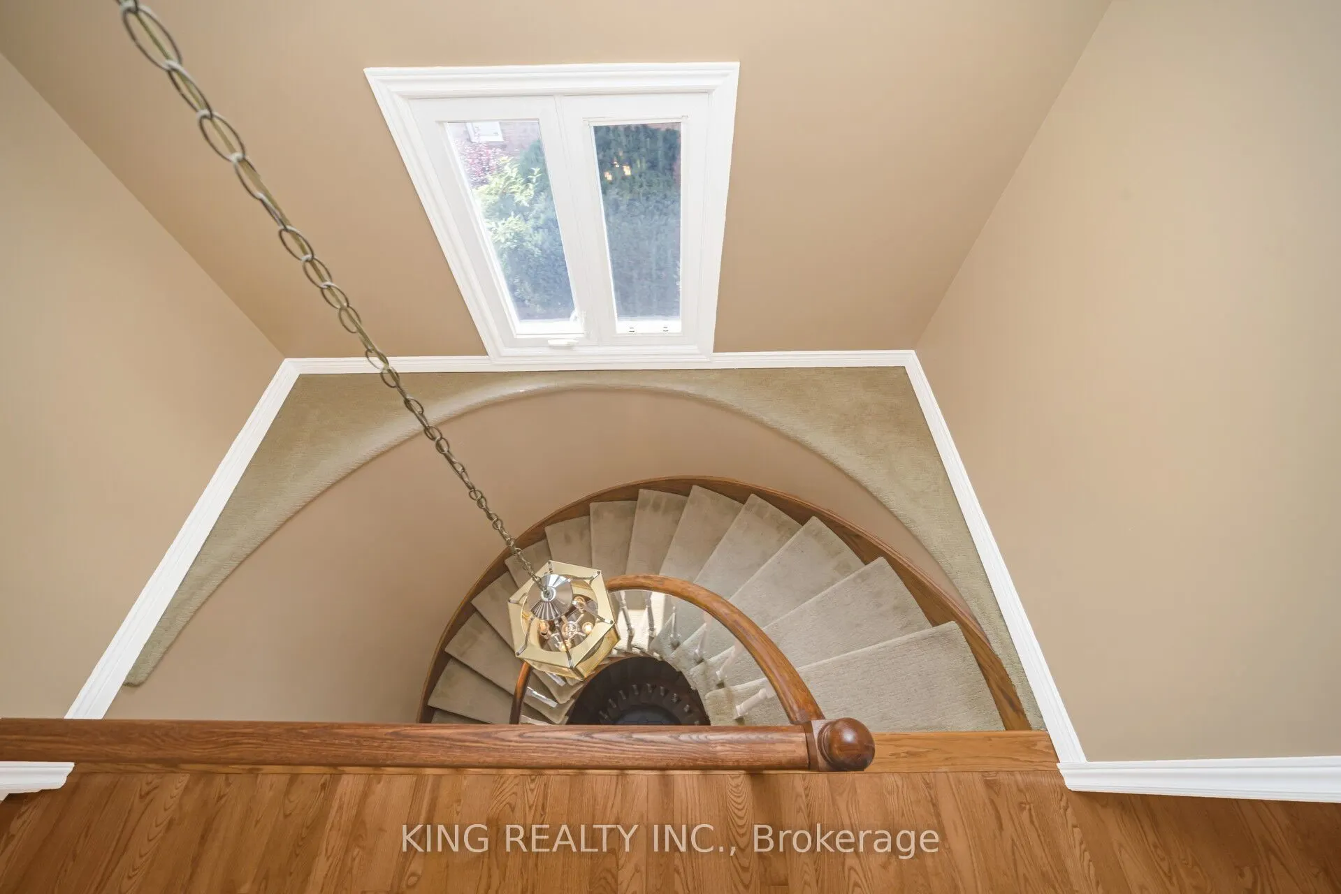 52 Leeward Drive