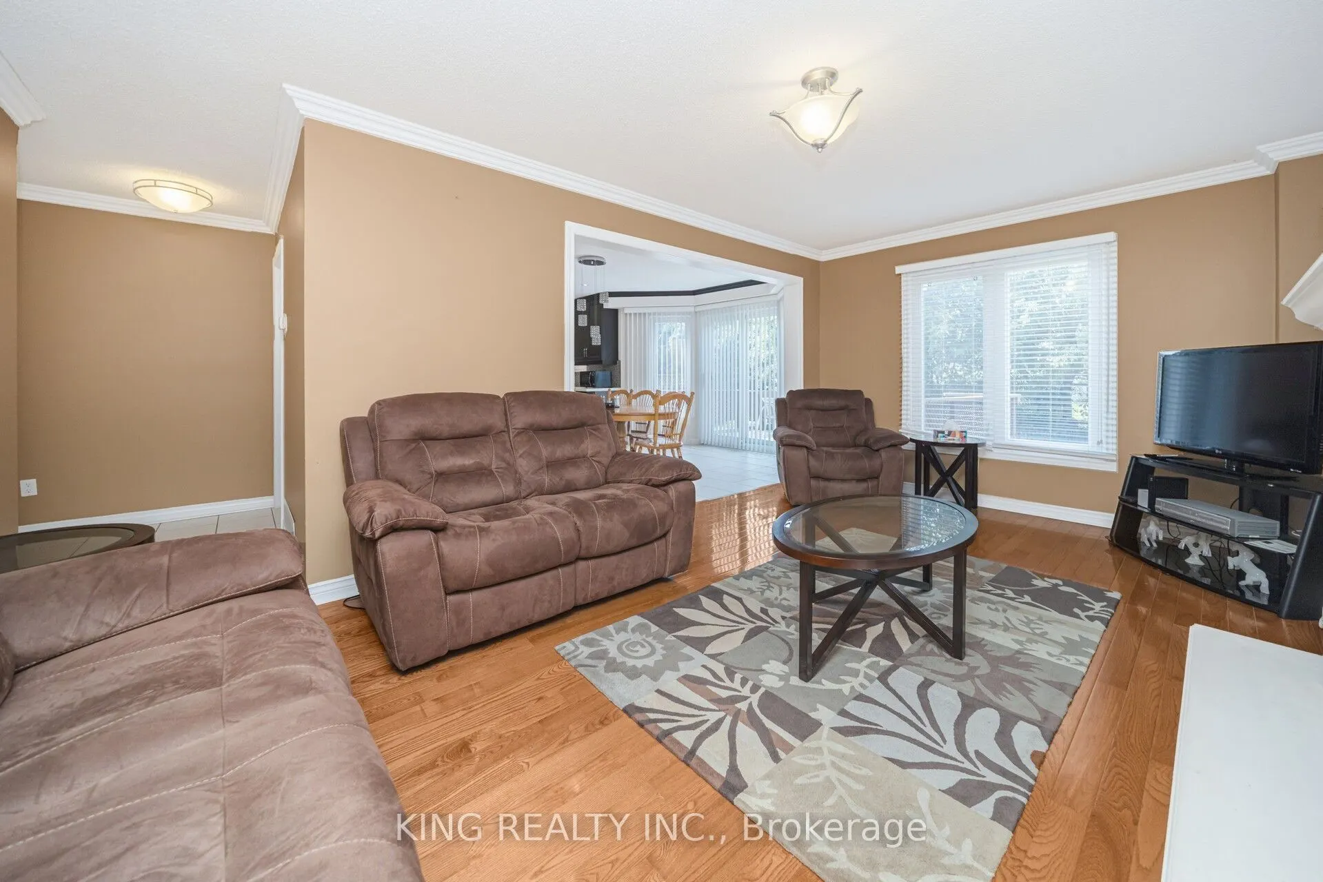 52 Leeward Drive