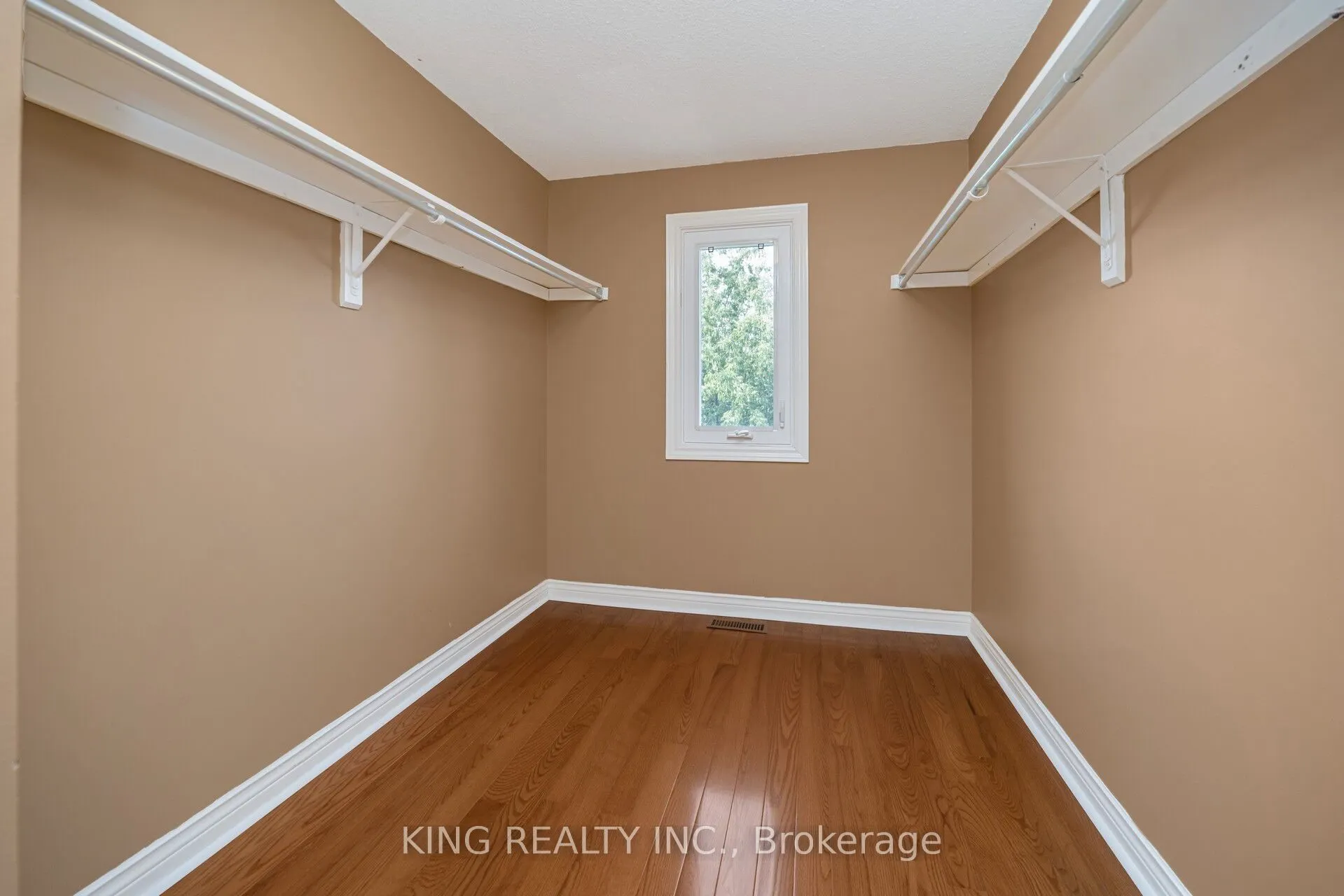 52 Leeward Drive