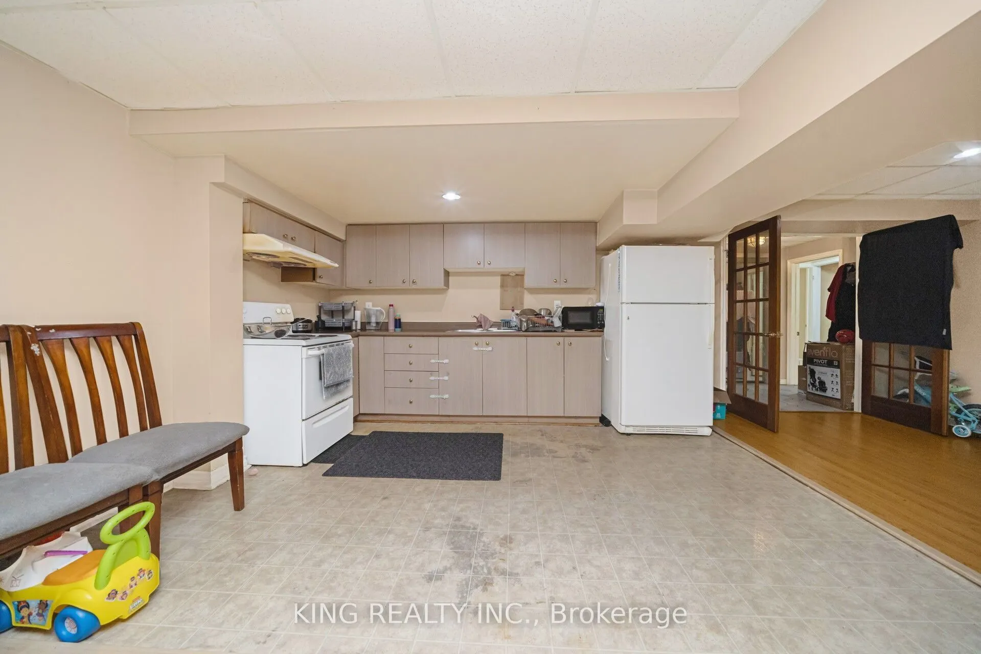 52 Leeward Drive