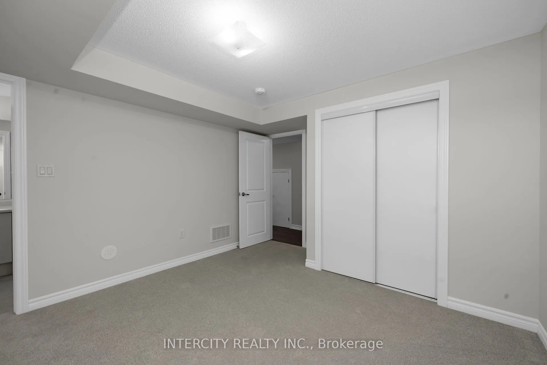 567 Tim Manley Avenue #16z