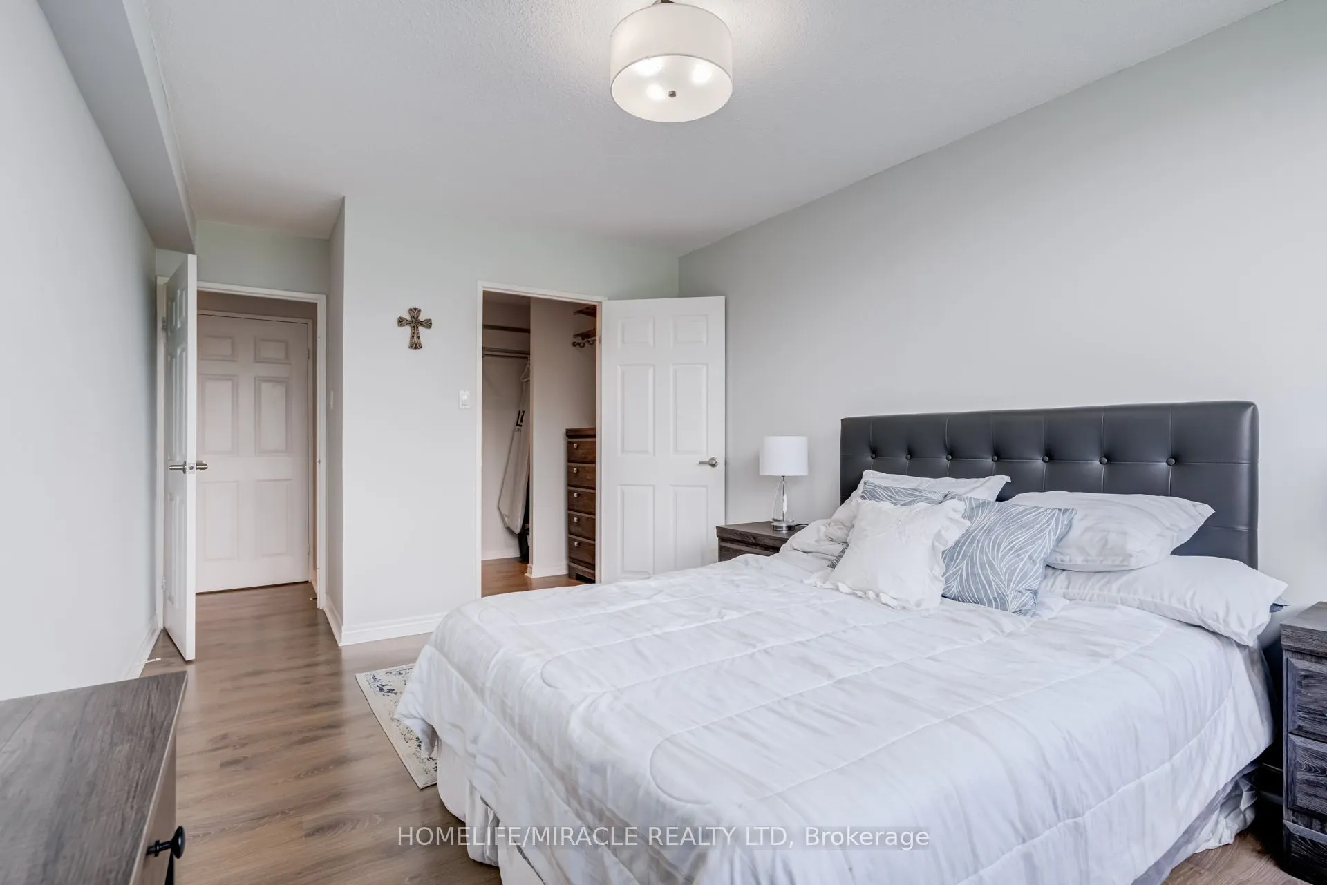 3501 Glen Erin Drive #302