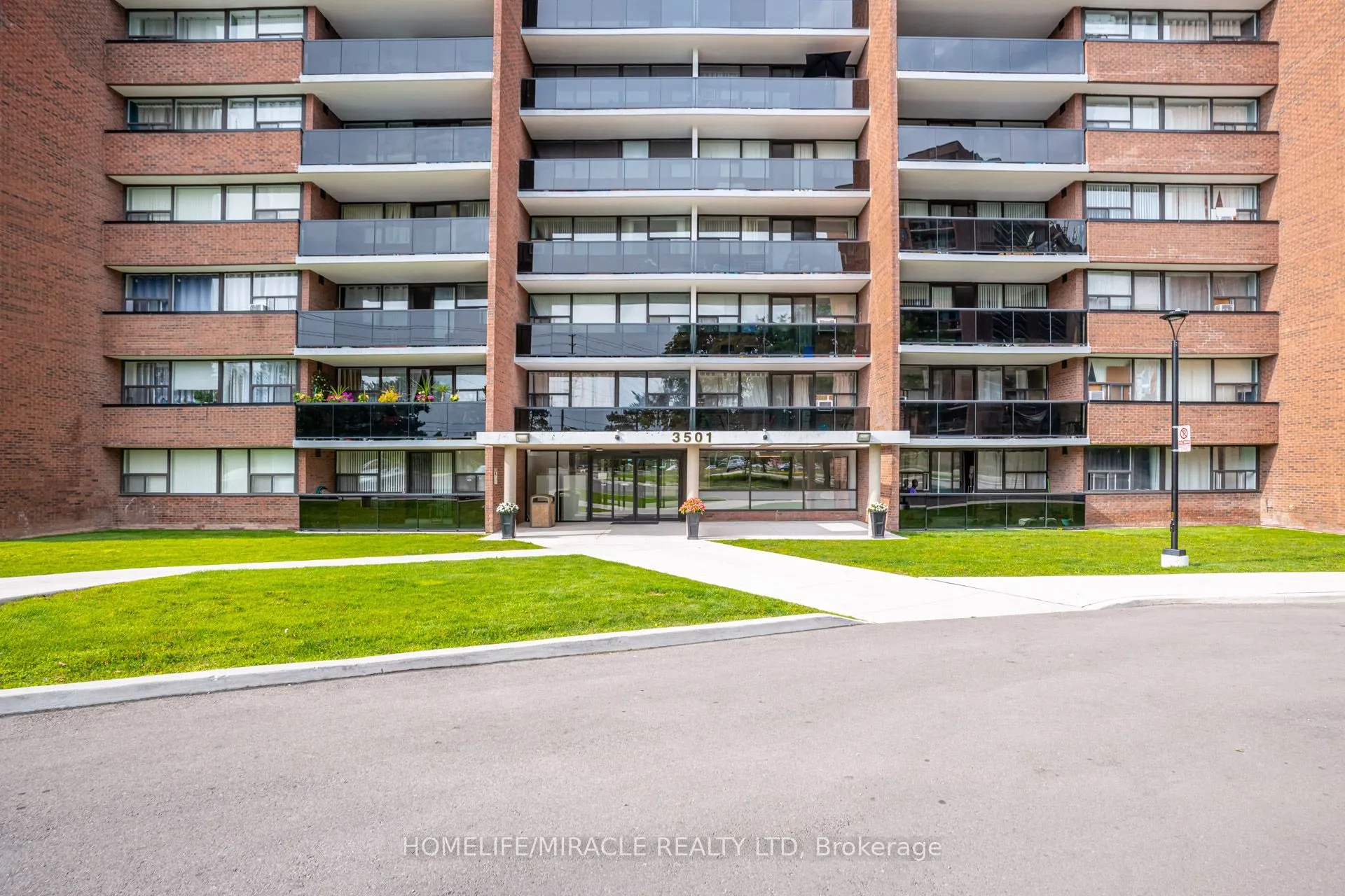 3501 Glen Erin Drive #302