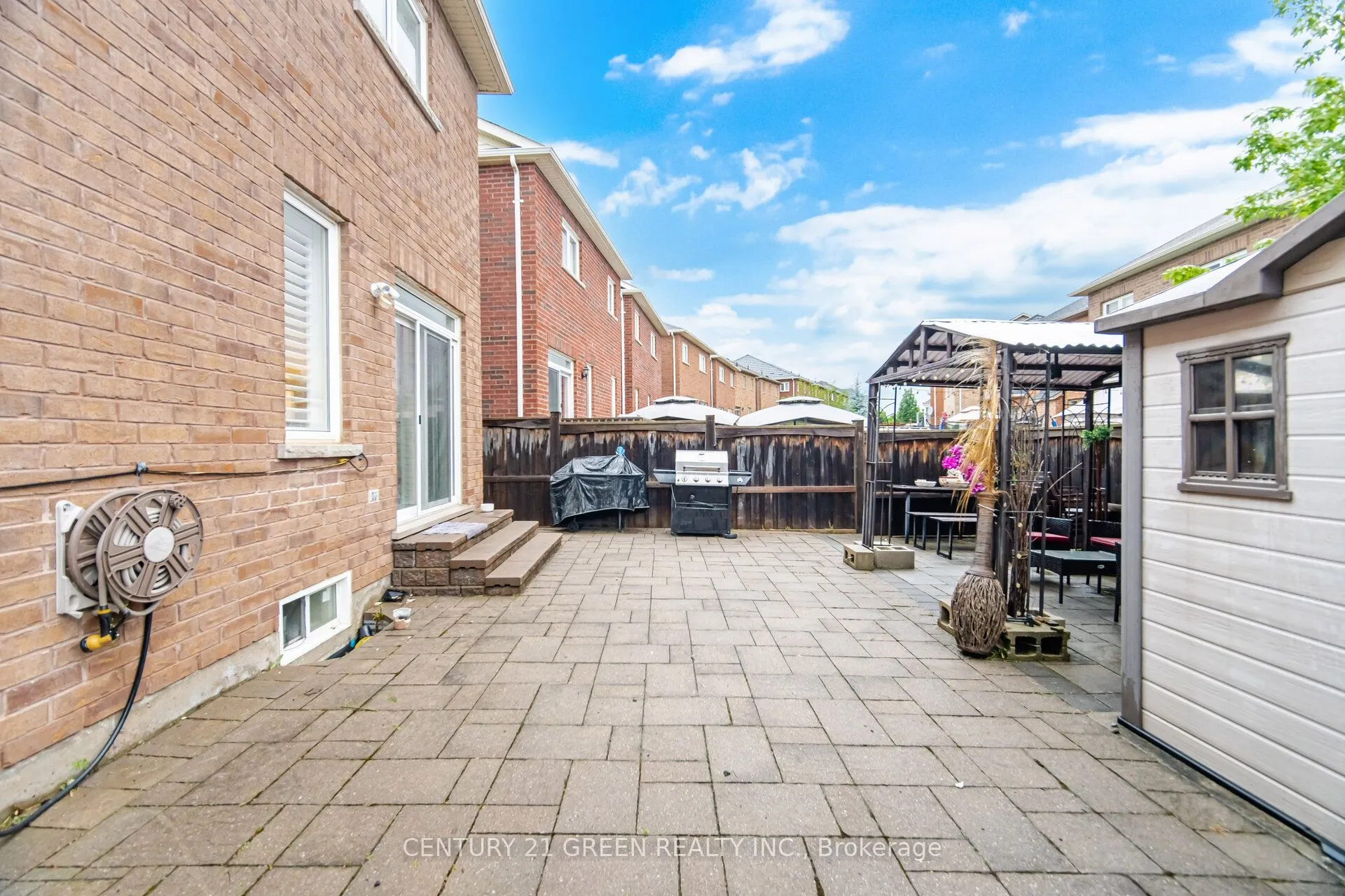 399 Savoline Boulevard