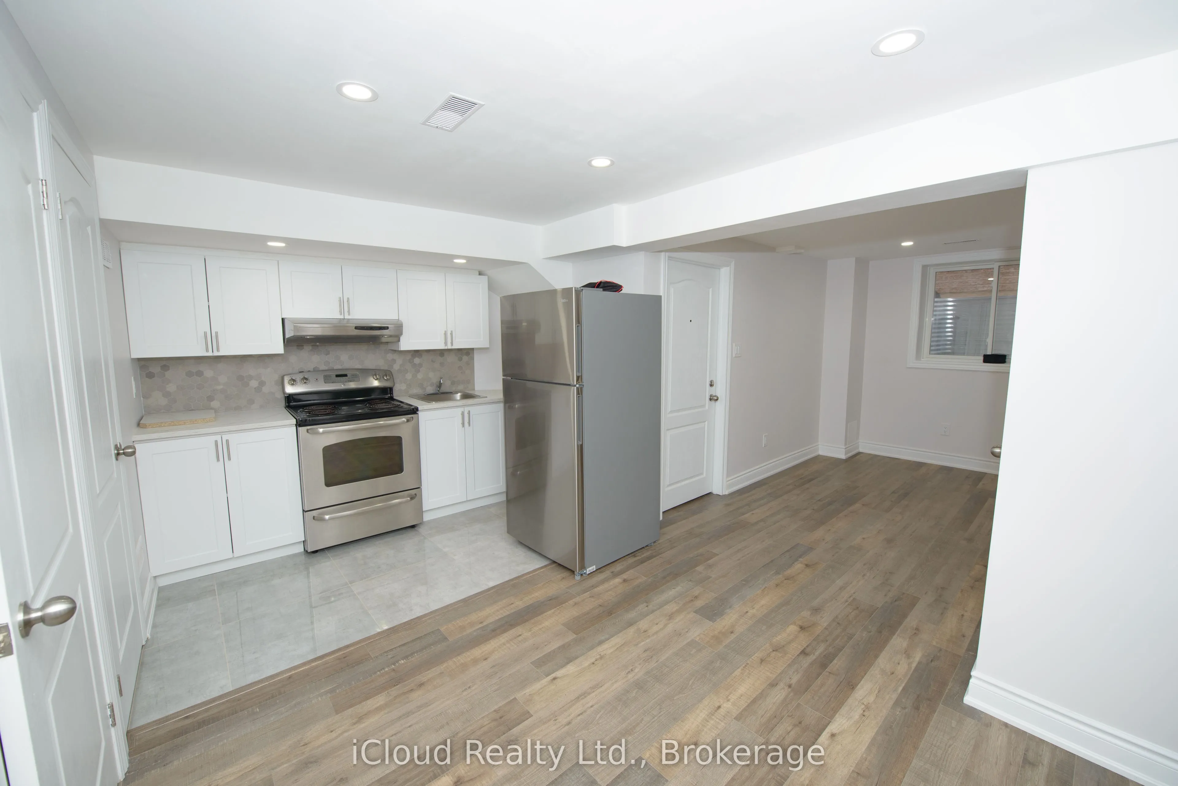 71 Tufton Crescent