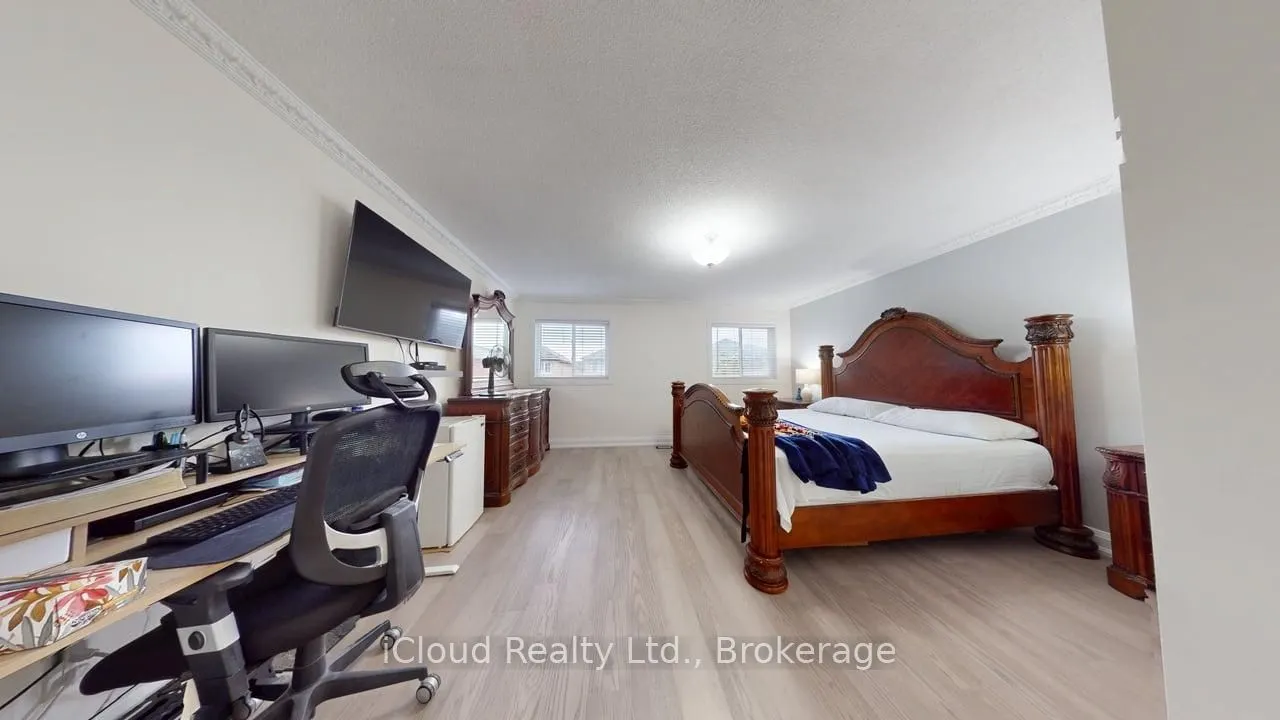 71 Tufton Crescent