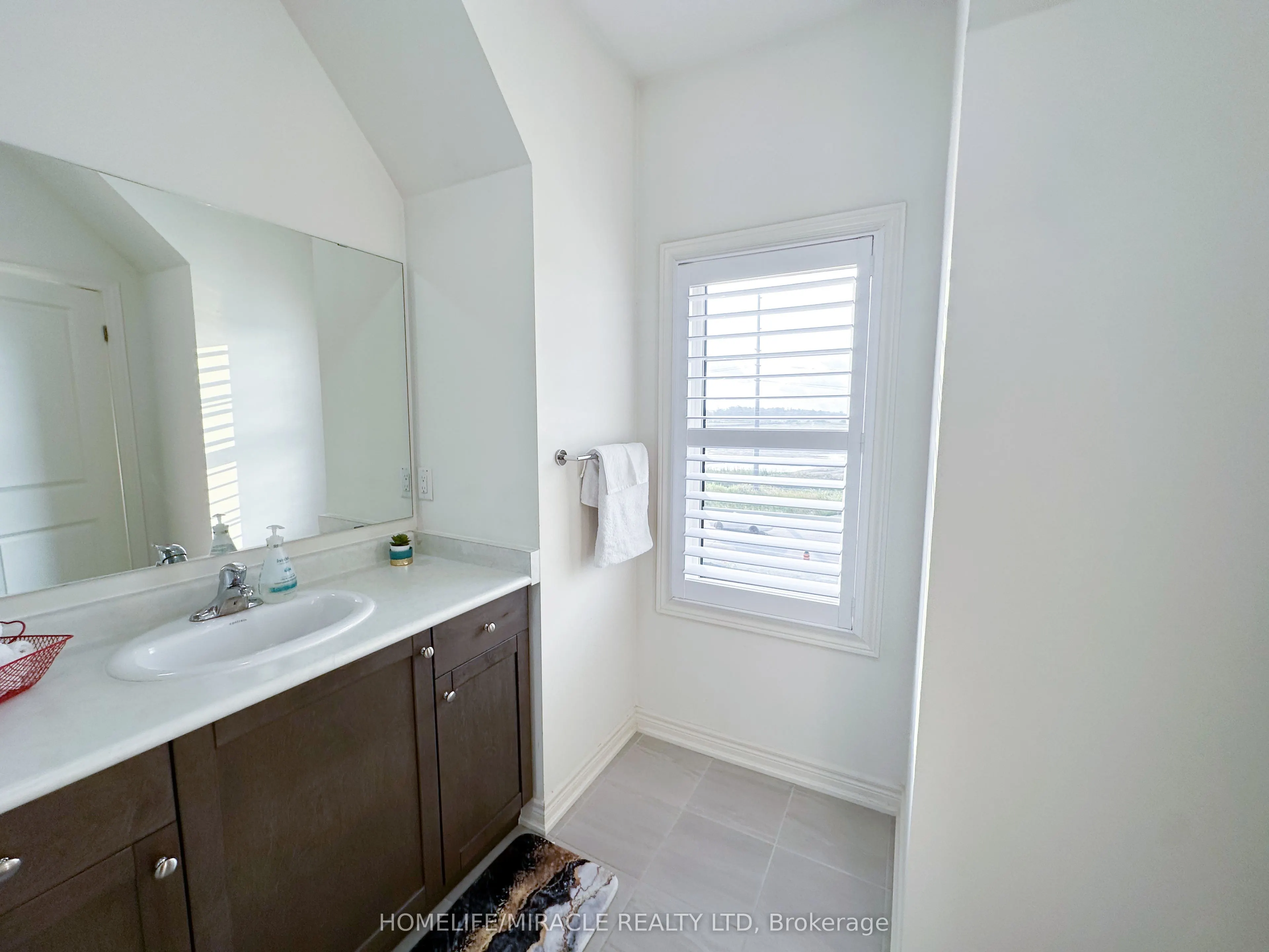58 Fruitvale Circle