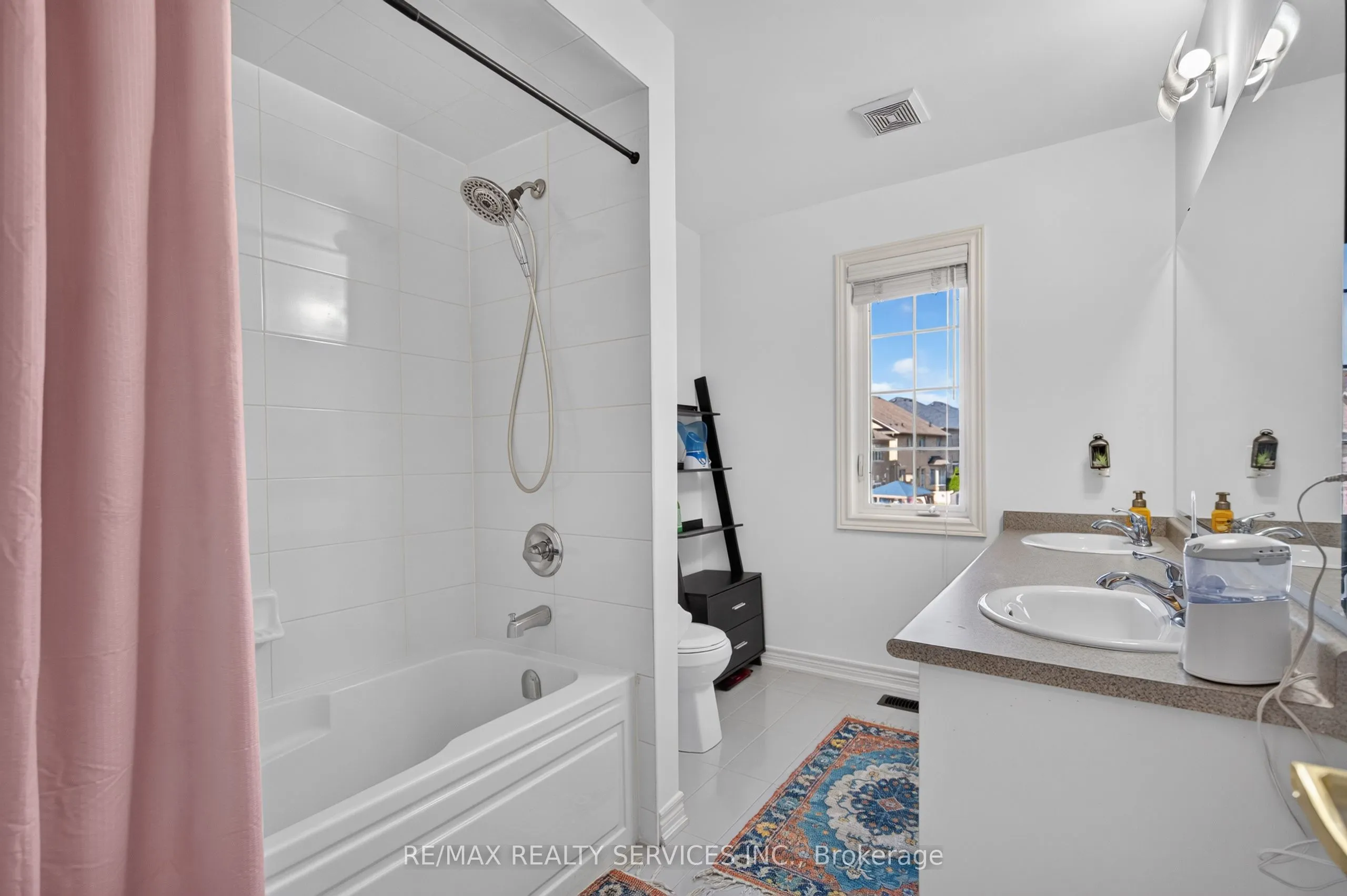 15 Bonnie Braes Drive