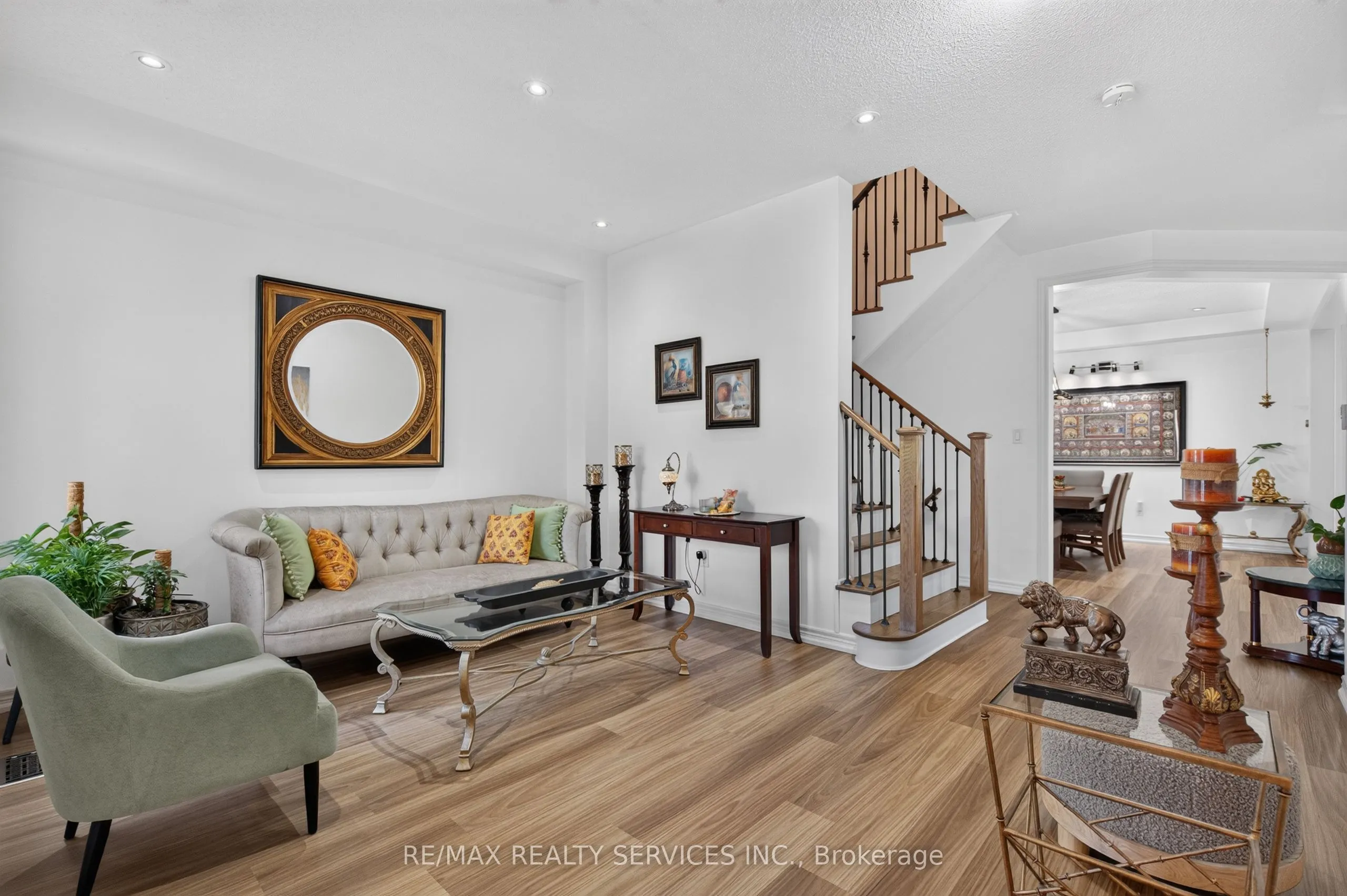 15 Bonnie Braes Drive