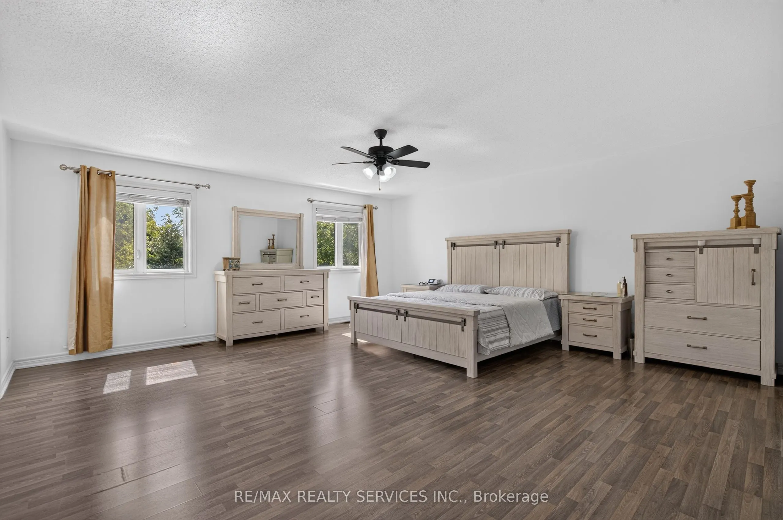 15 Bonnie Braes Drive