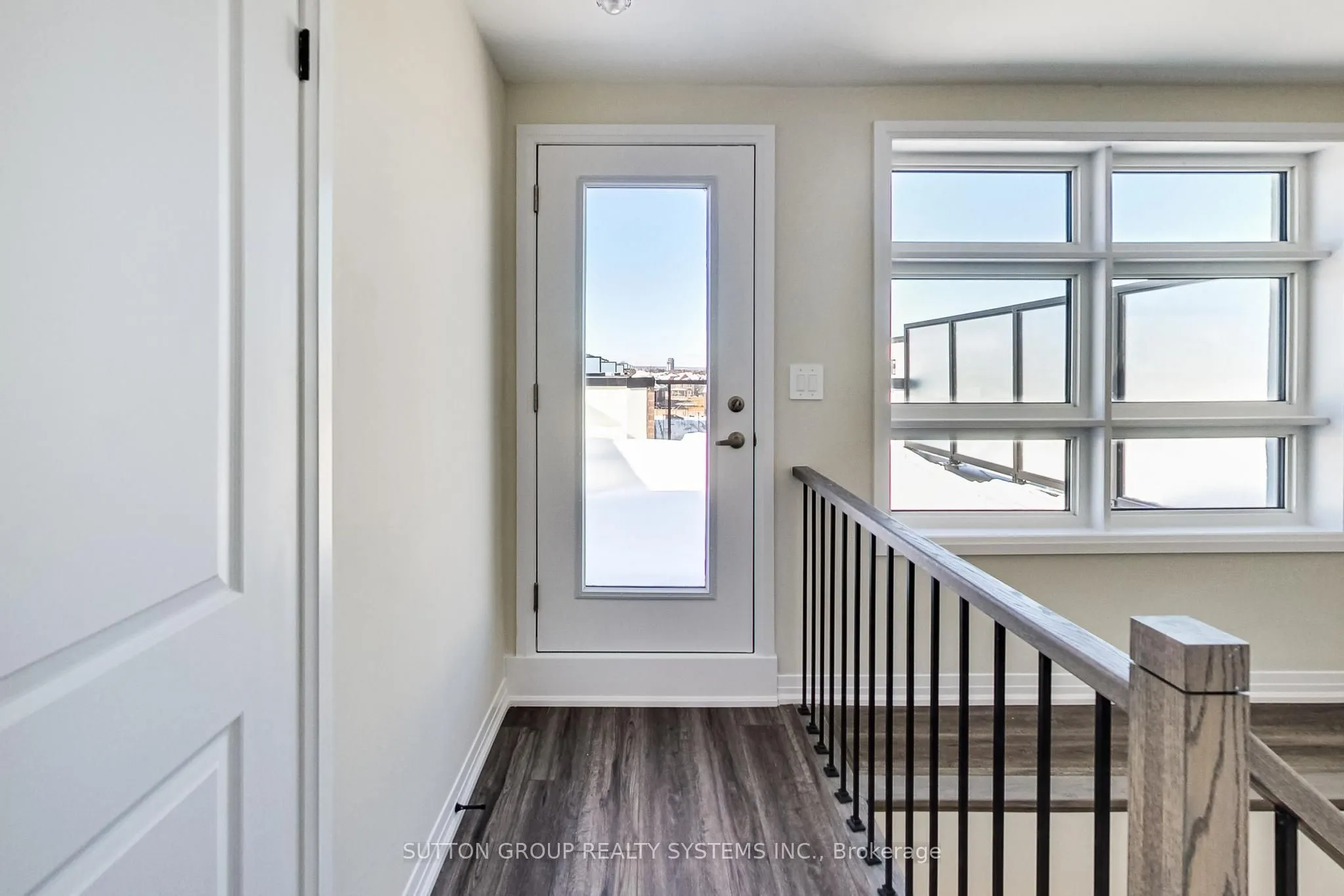 1585 Rose Way #114