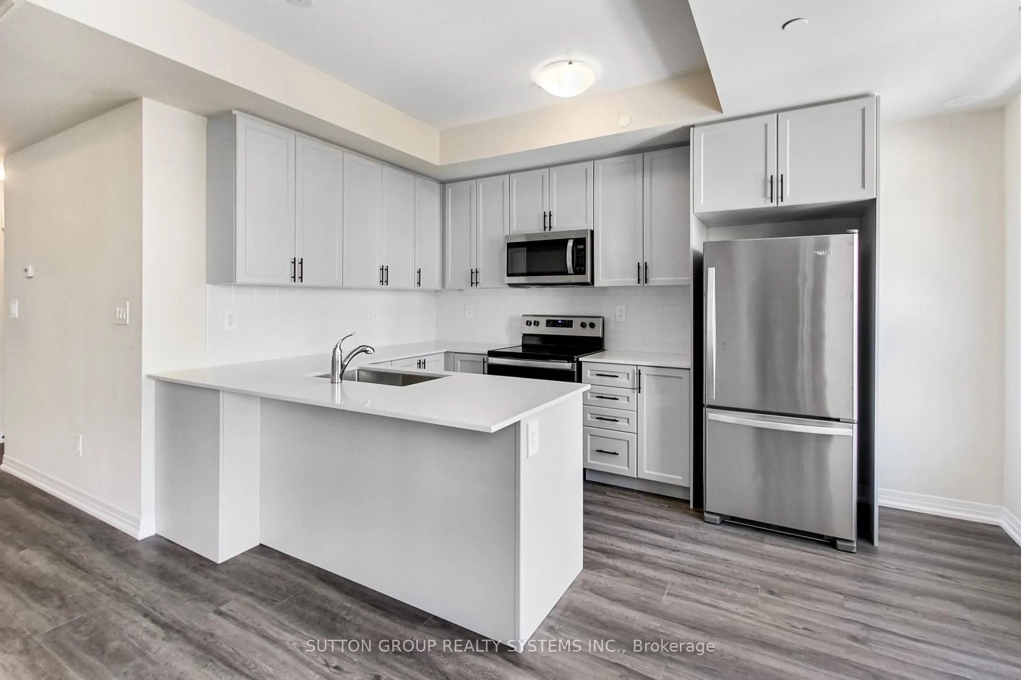1585 Rose Way #114