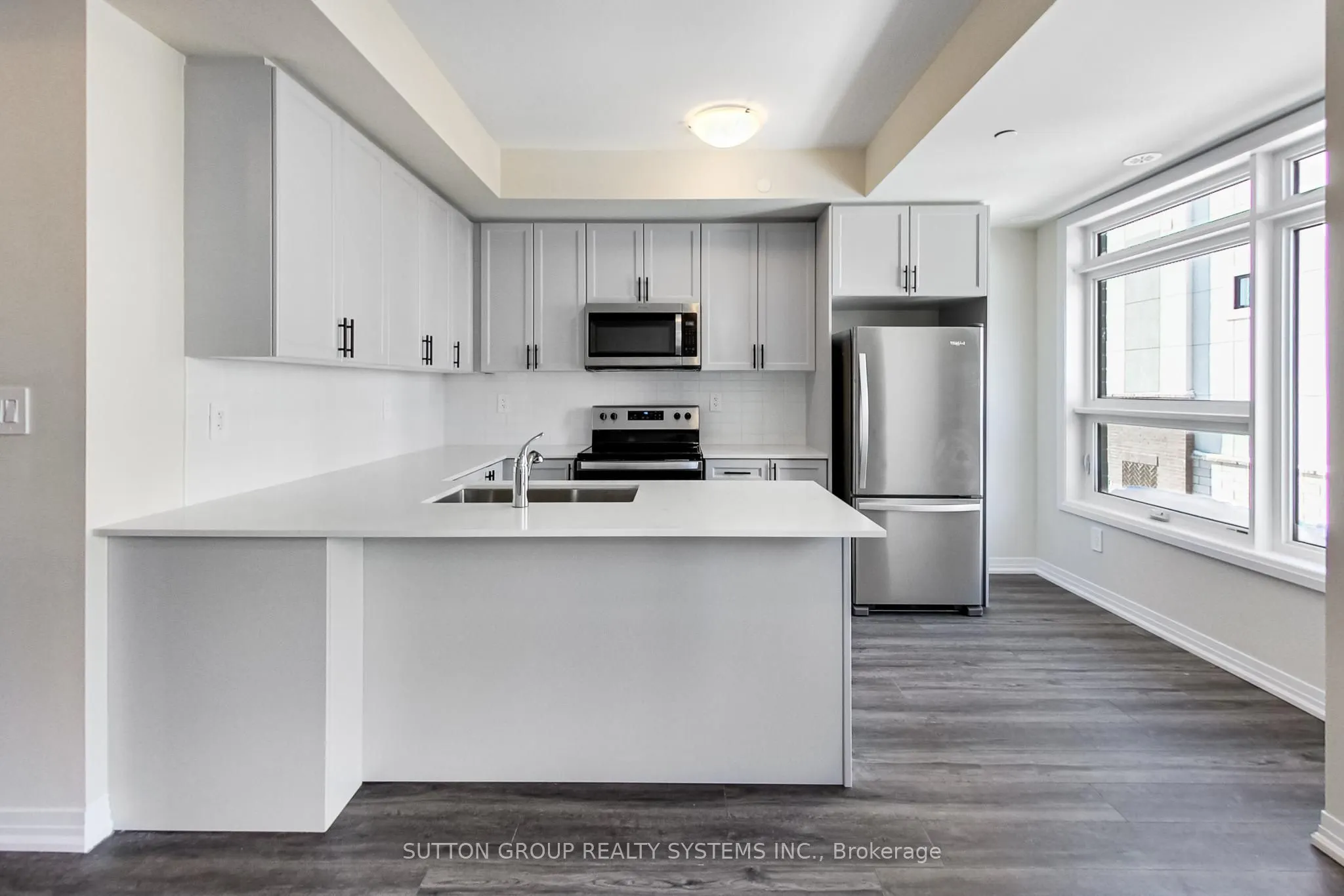 1585 Rose Way #114