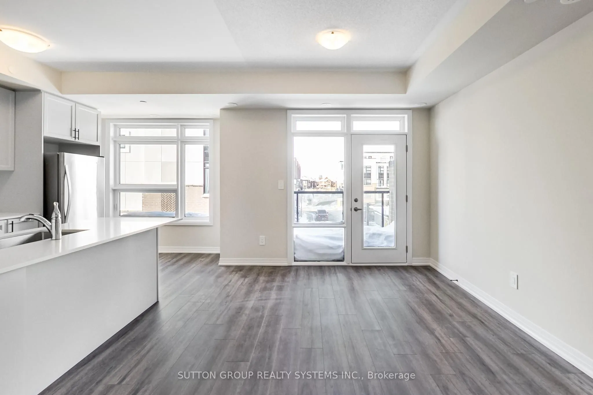 1585 Rose Way #114