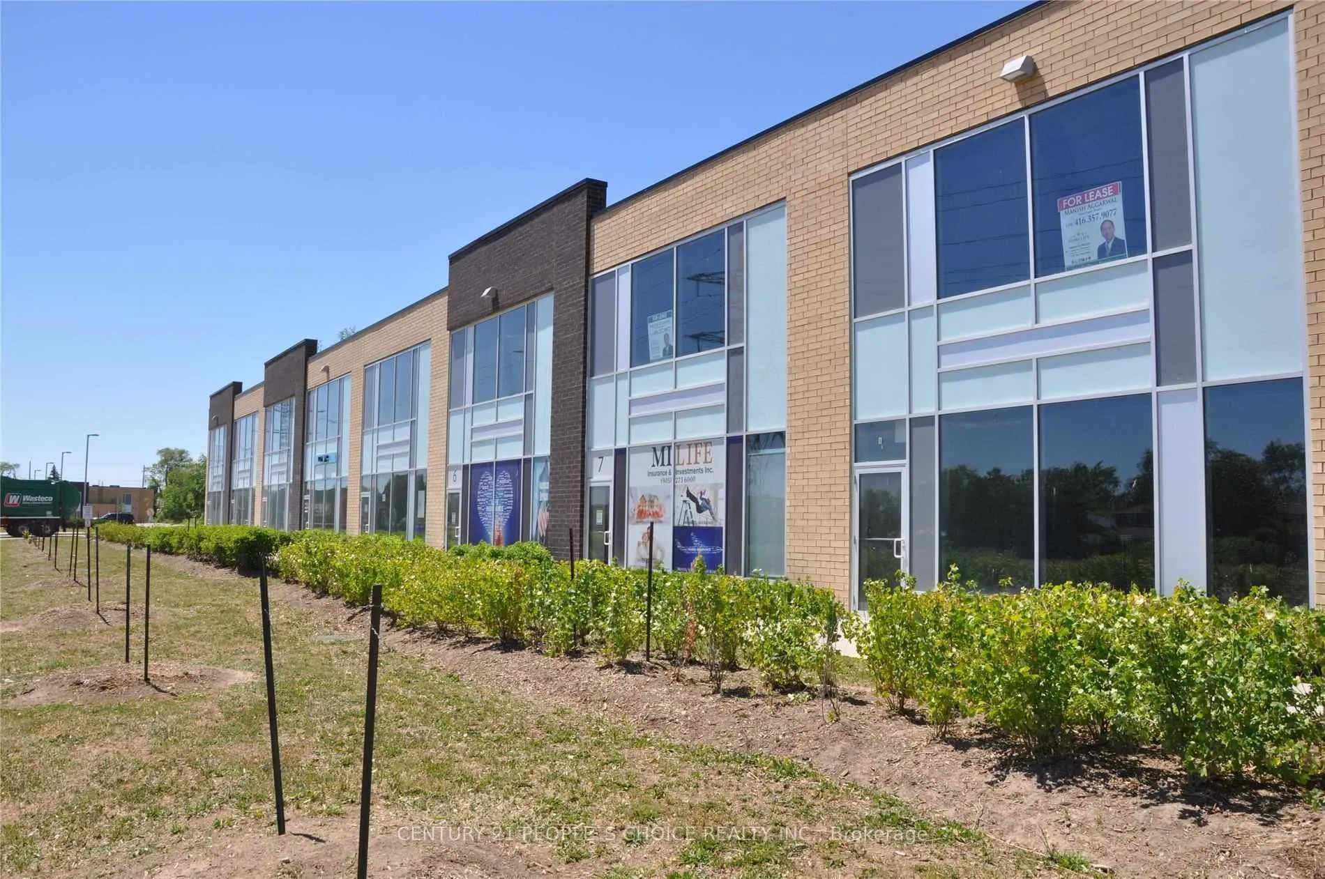 1185 Queensway E #8