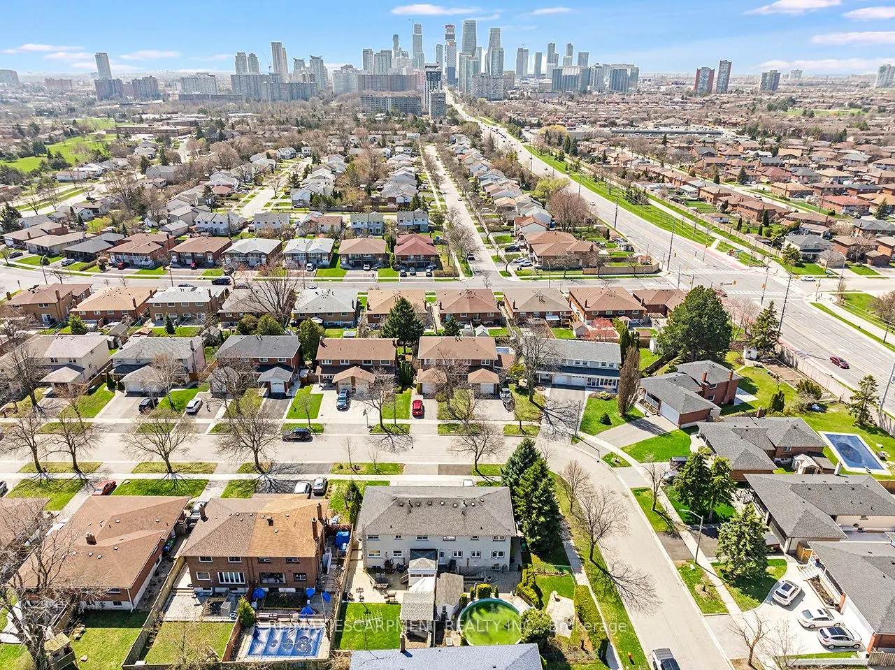 3726 Holden Crescent