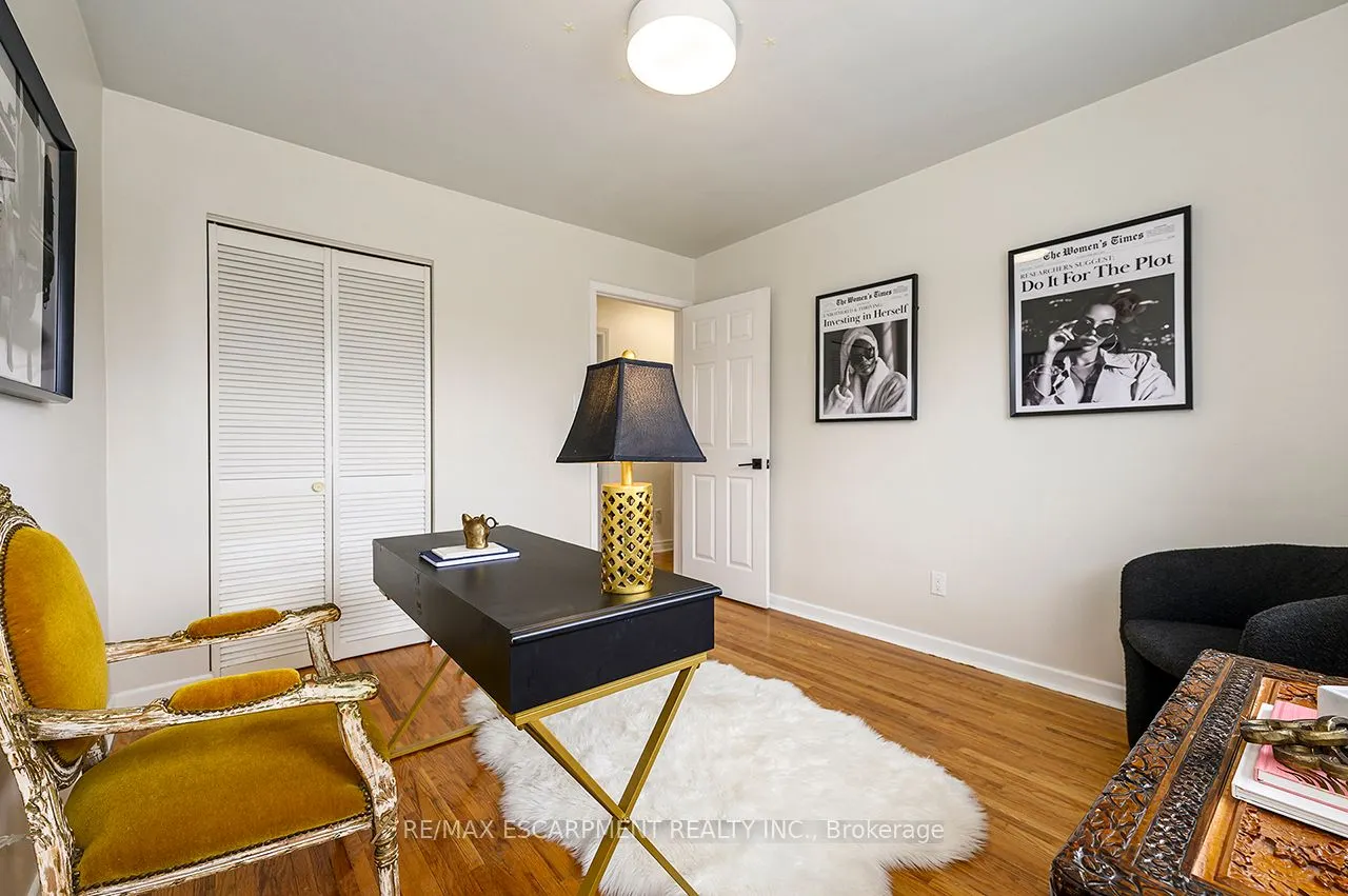 3726 Holden Crescent