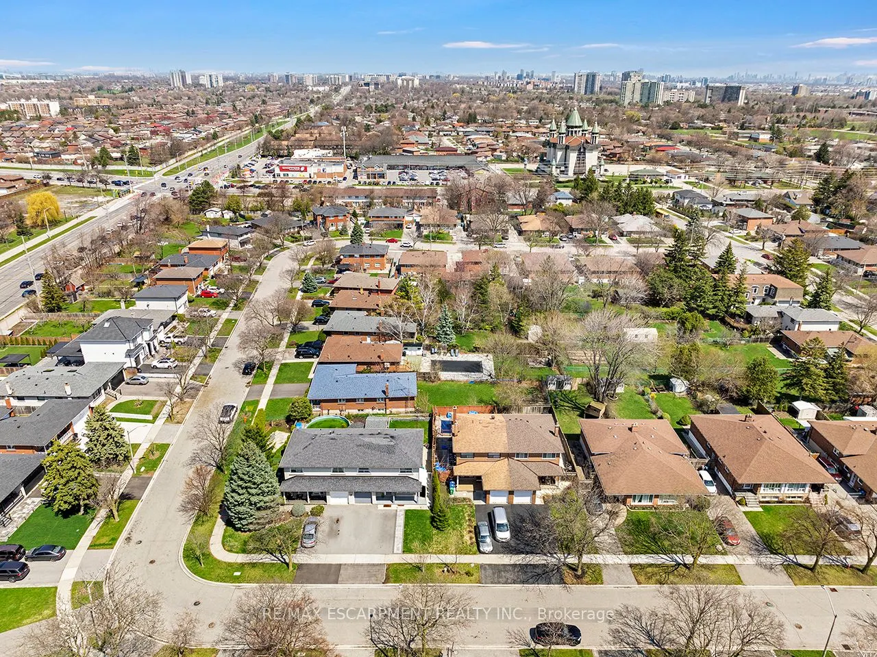 3726 Holden Crescent