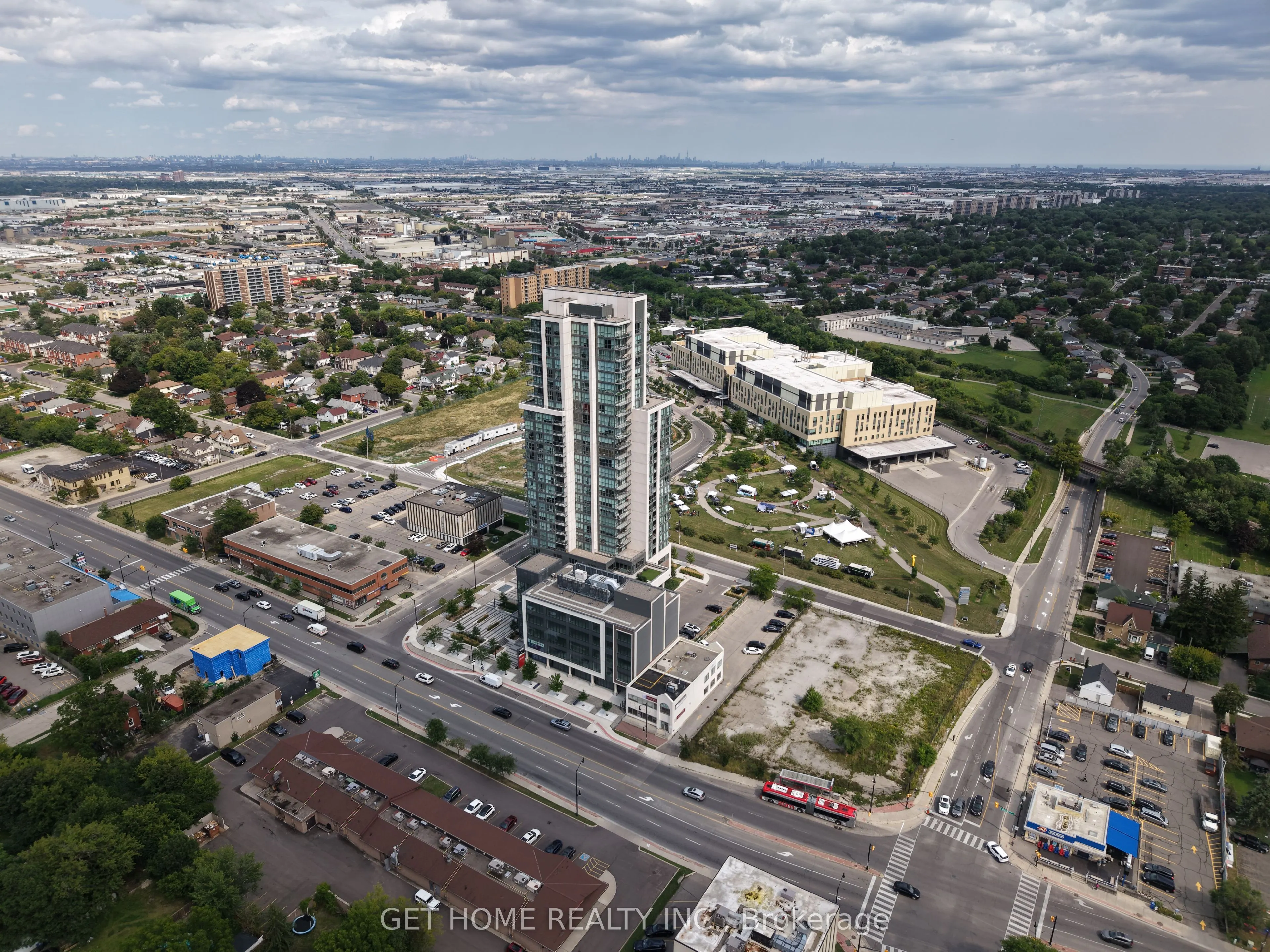 15 Lynch Street #2104