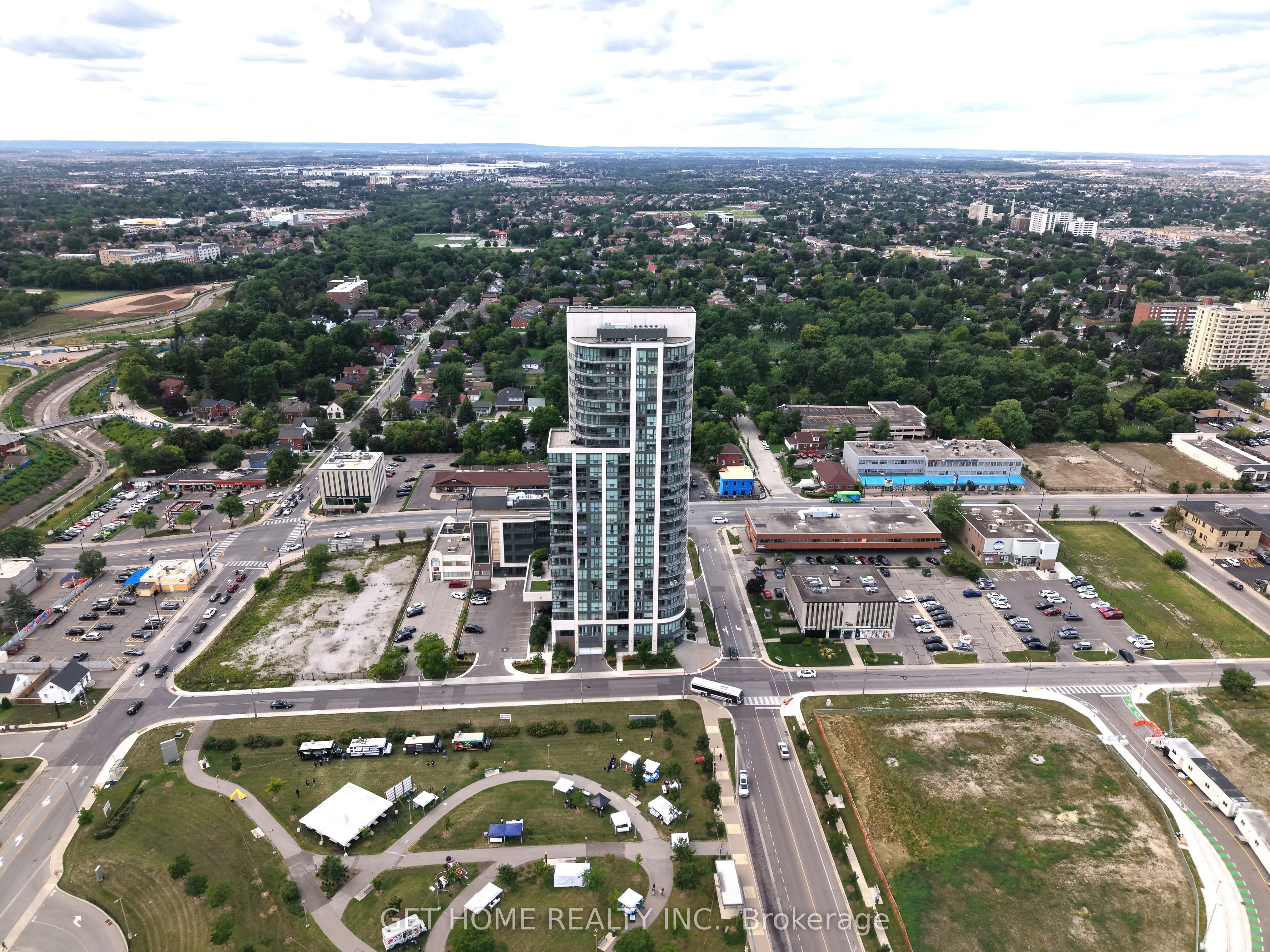 15 Lynch Street #2104