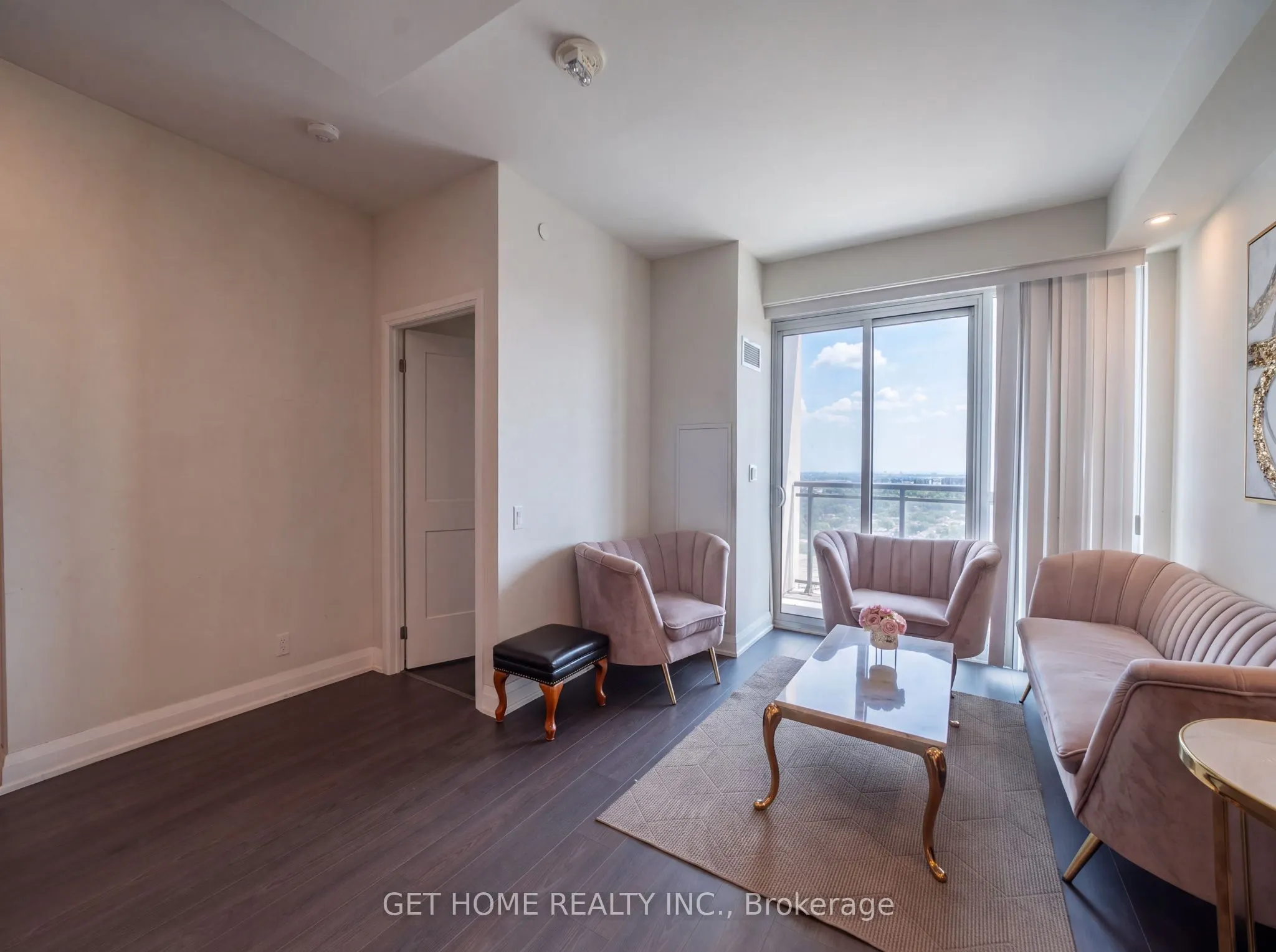 15 Lynch Street #2104
