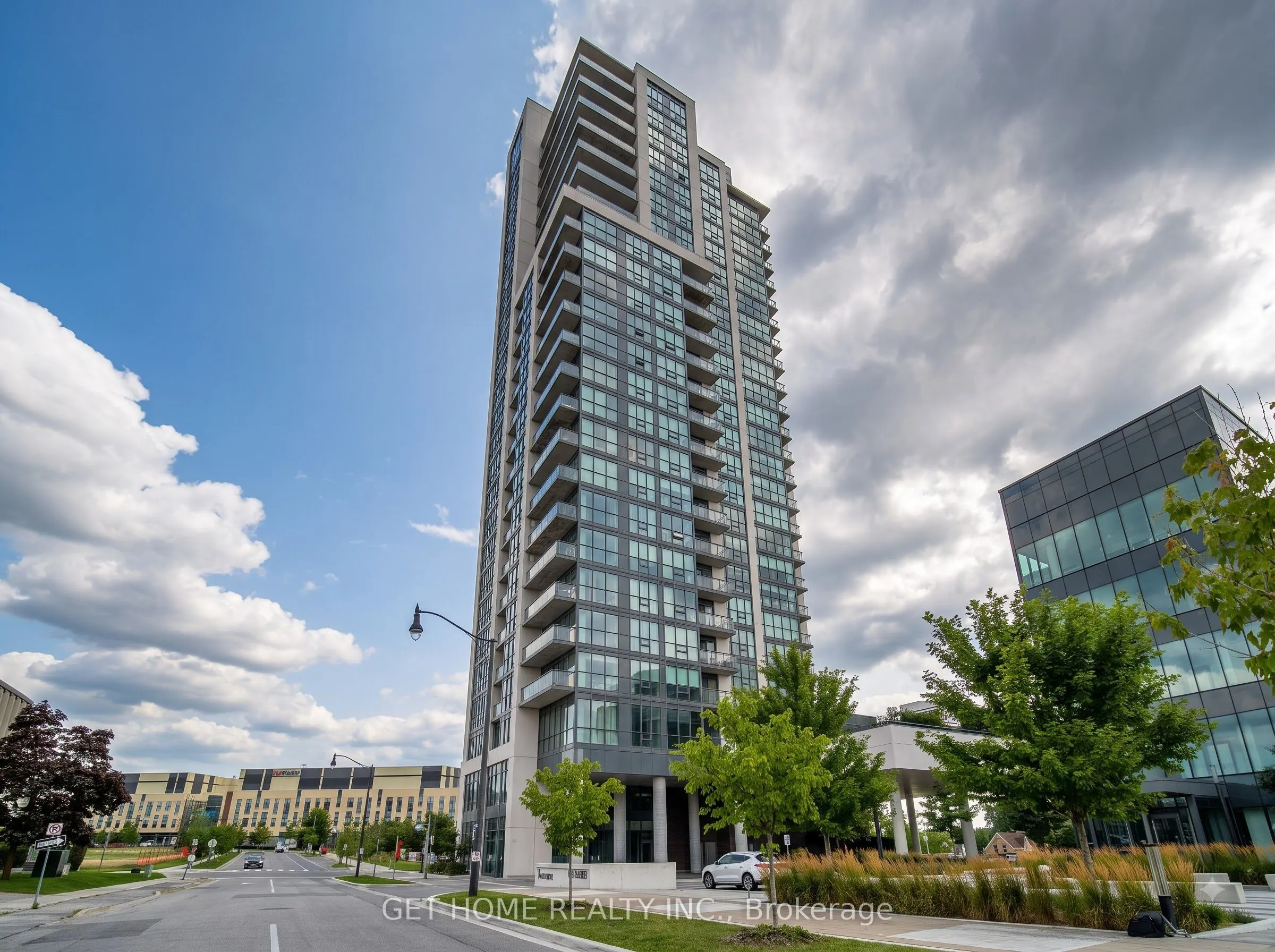 15 Lynch Street #2104