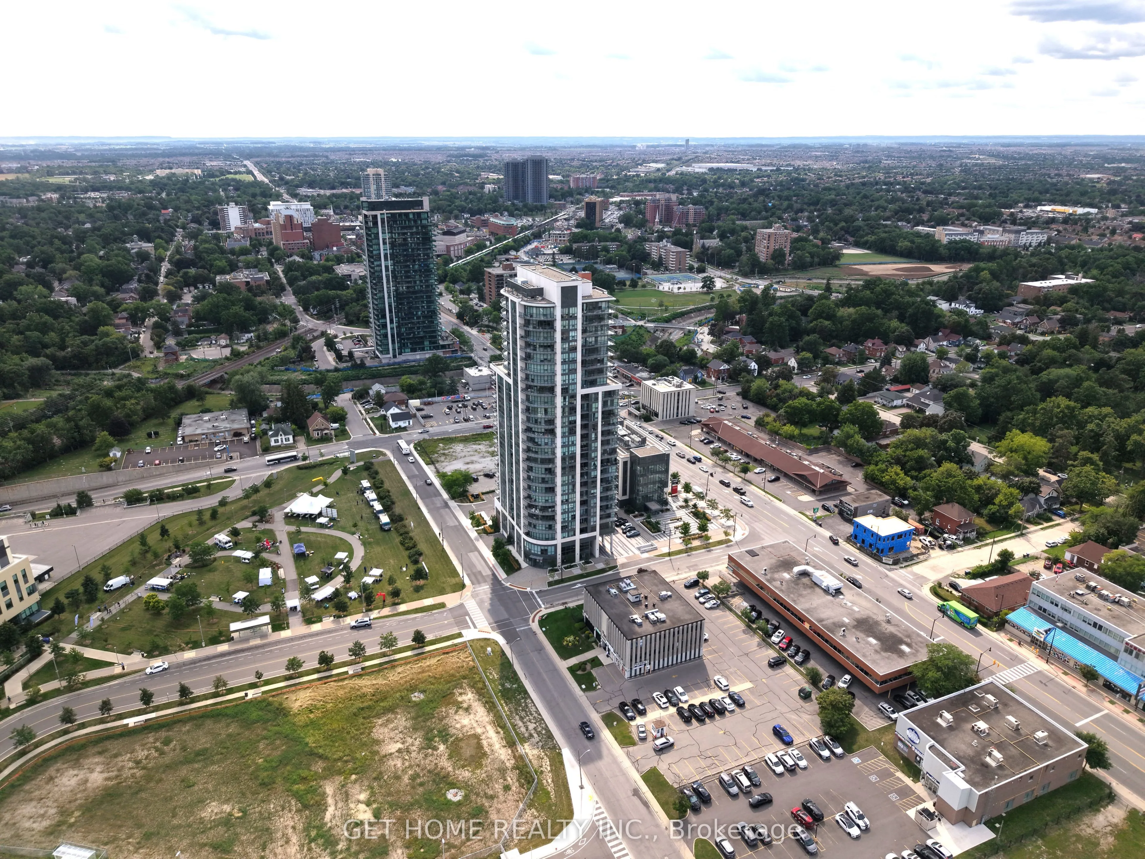 15 Lynch Street #2104