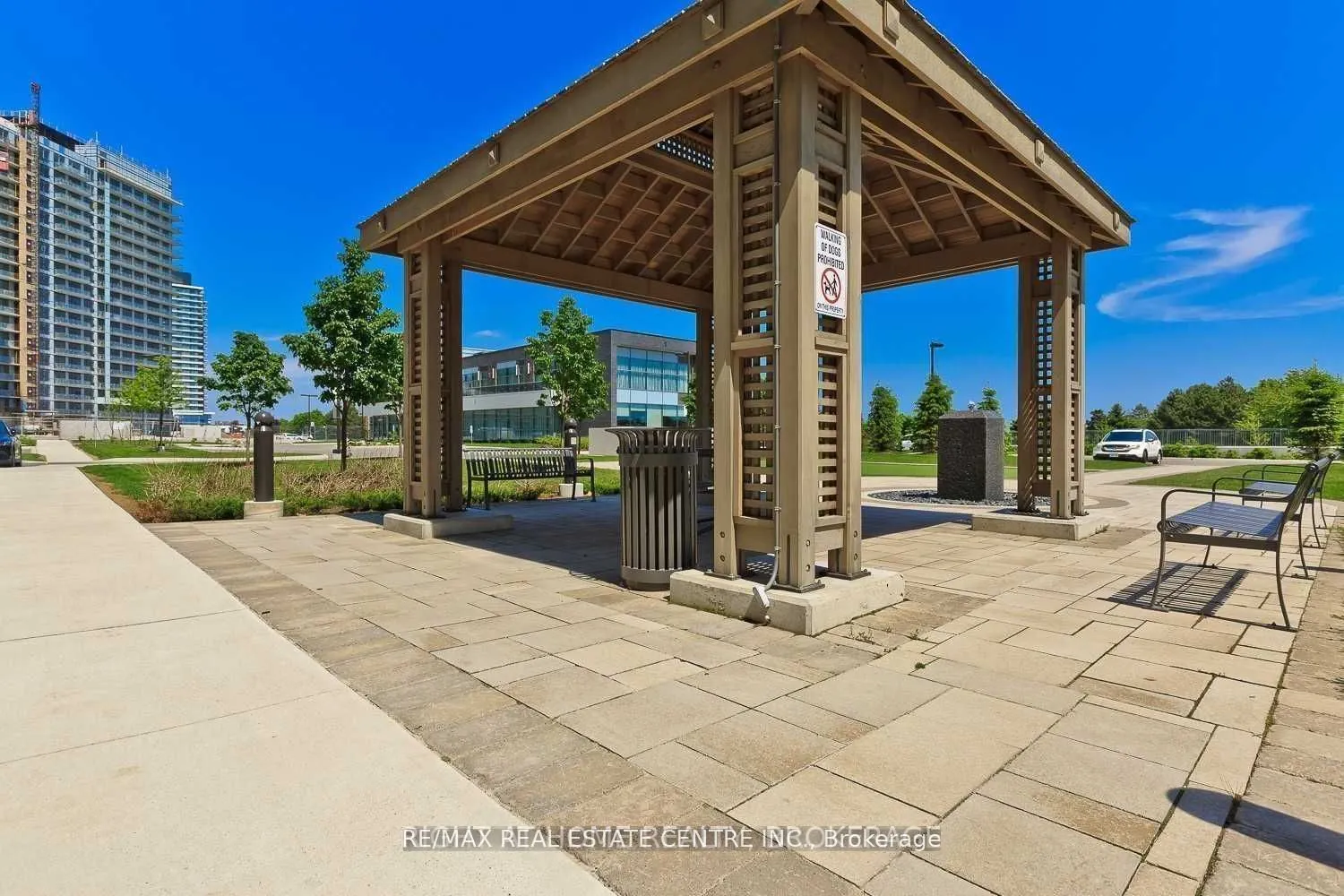 4655 Glen Erin Drive E #1009