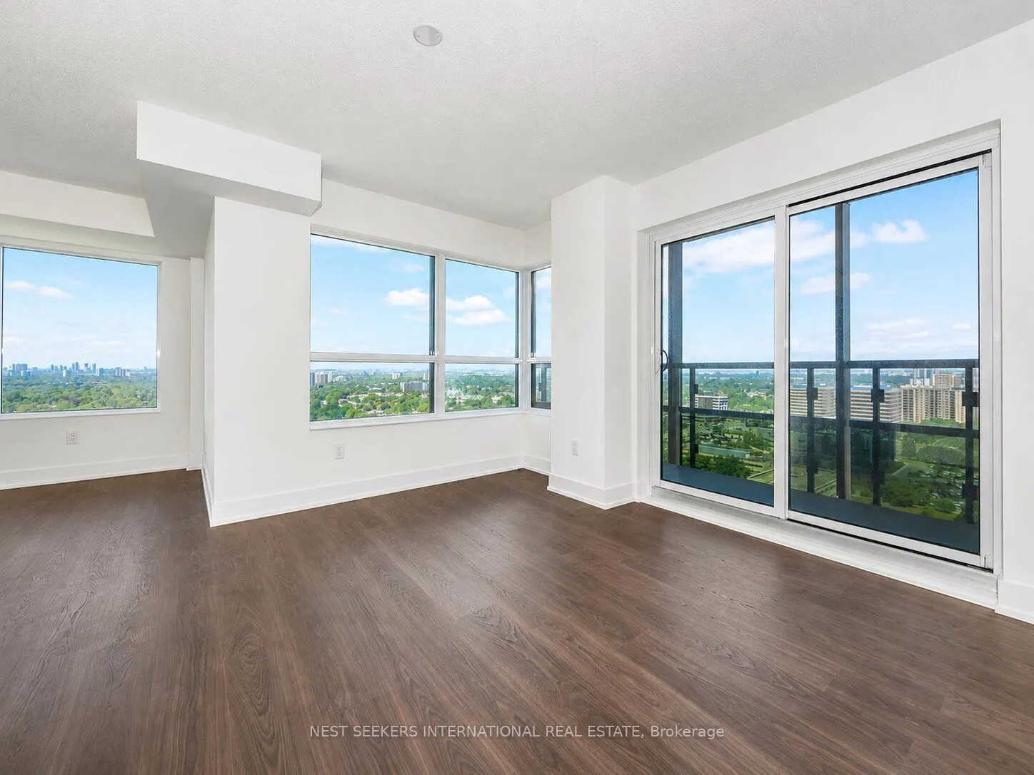 10 Eva Road #2304