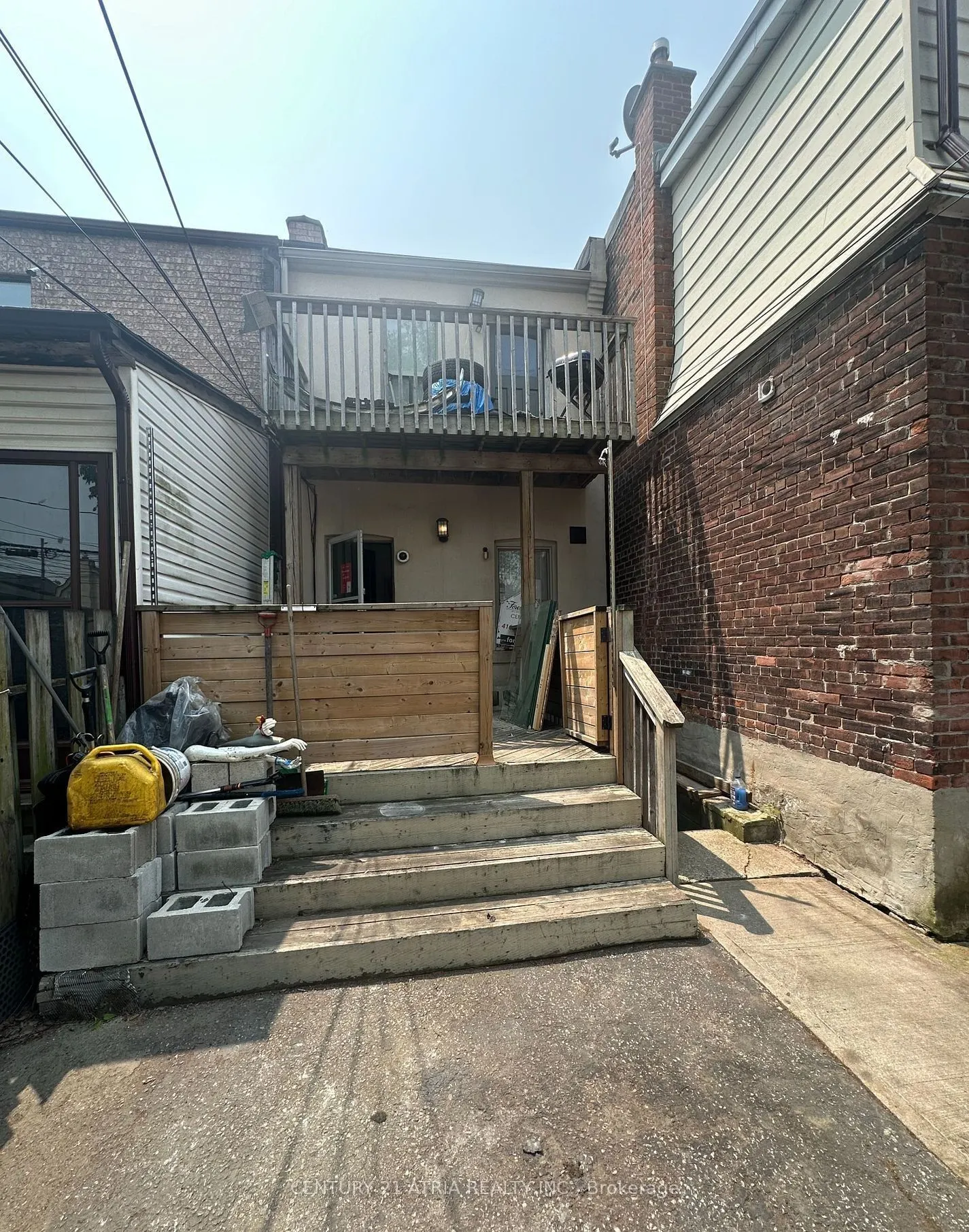 1085 Weston Road