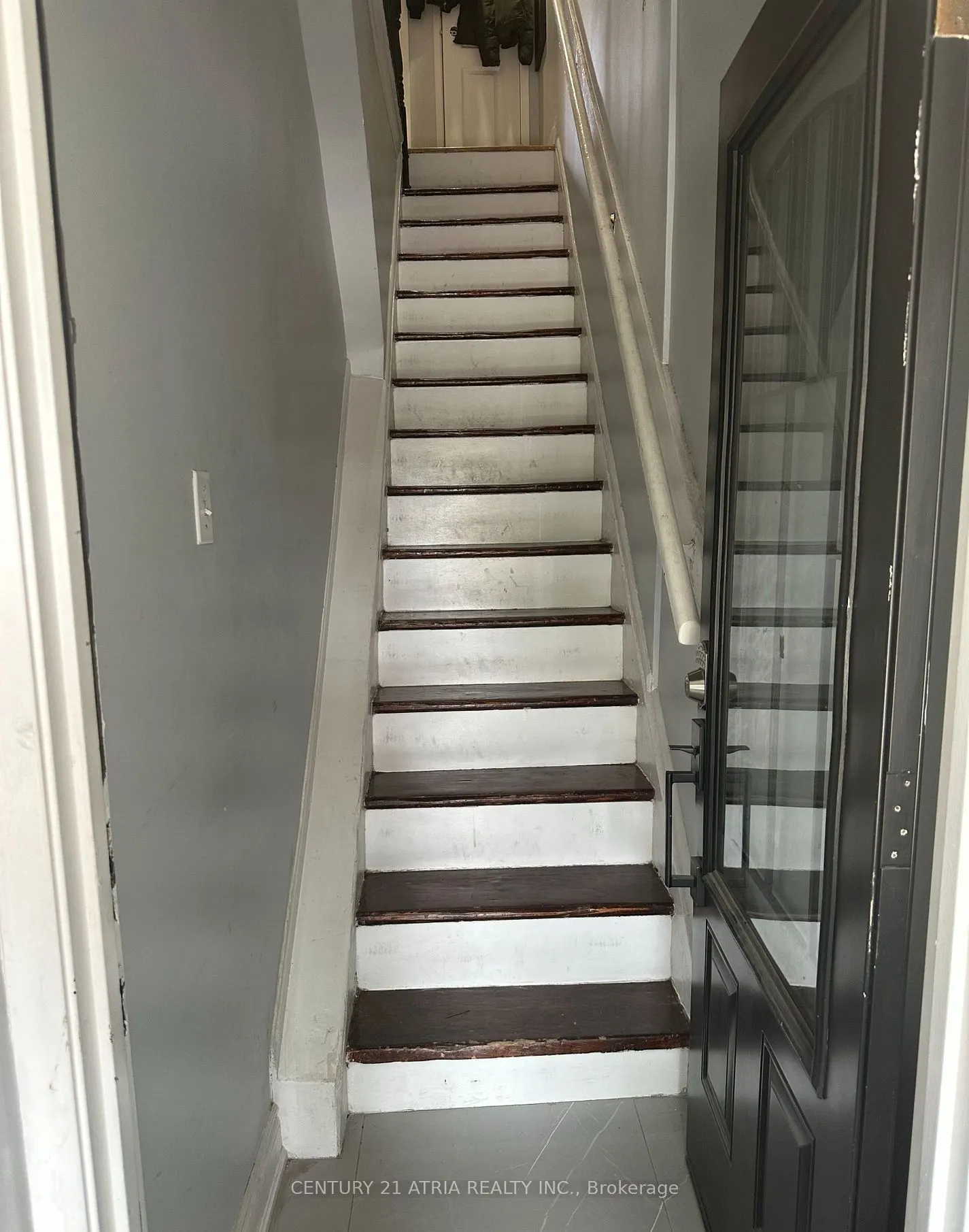 1085 Weston Road