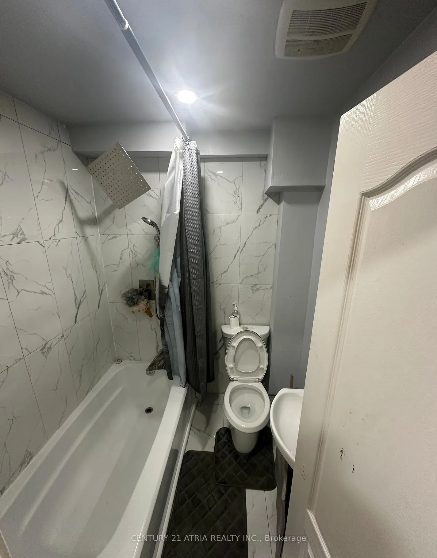 1085 Weston Road