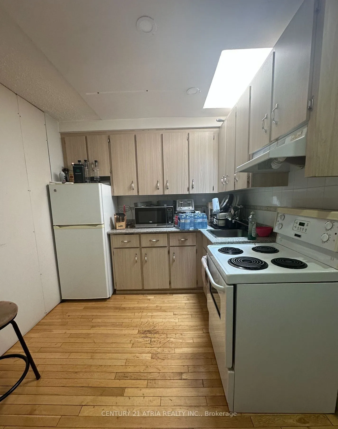 1085 Weston Road