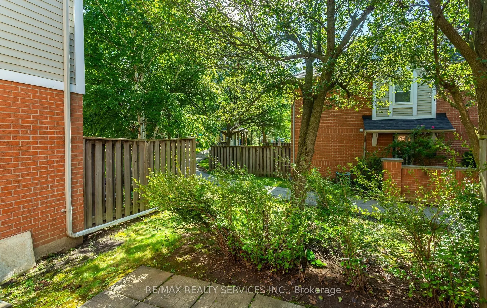 5659 Glen Erin Drive #40